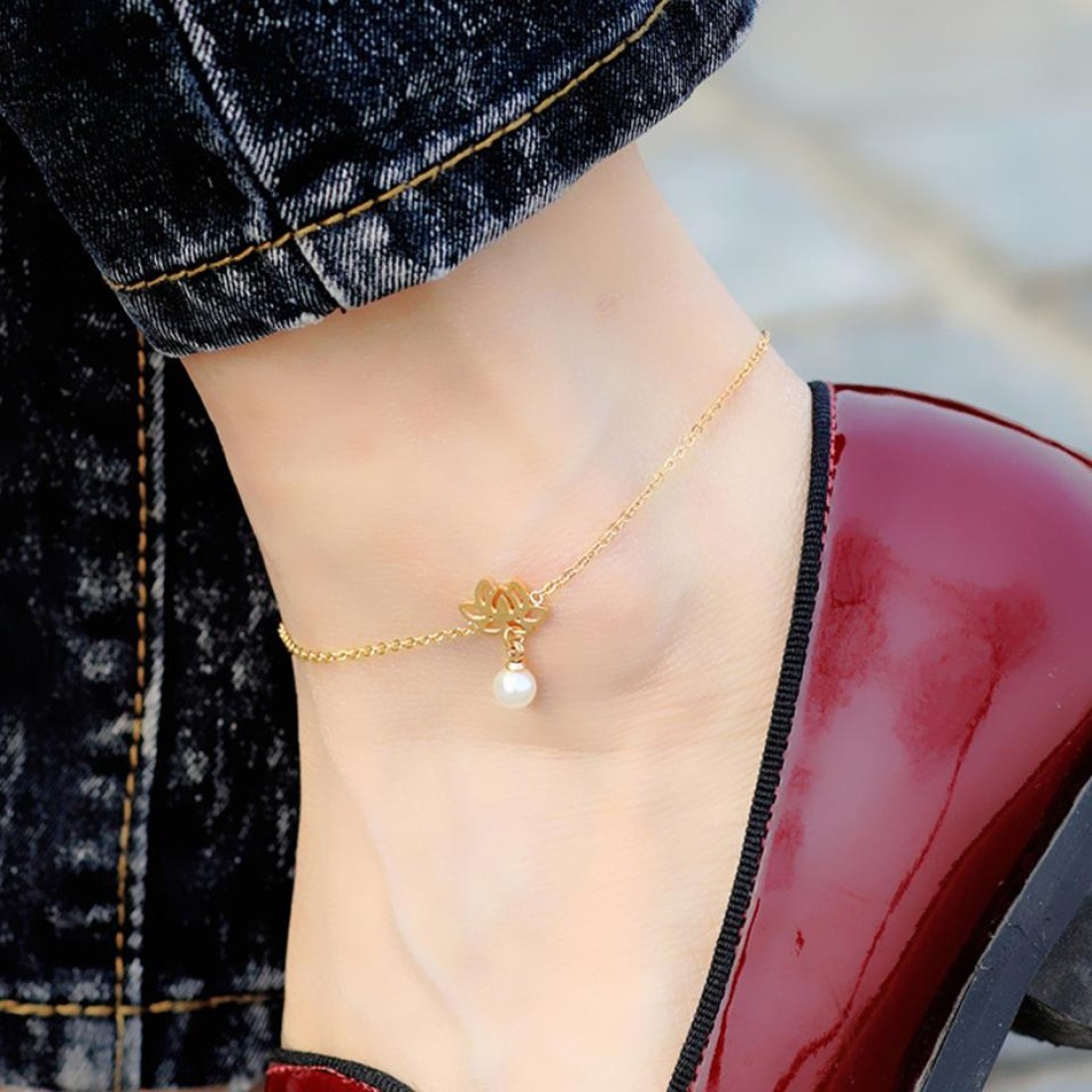 Aiwanto Flower Anklet Gold Ankle Chain Gift for Women's Jewellery Anklet