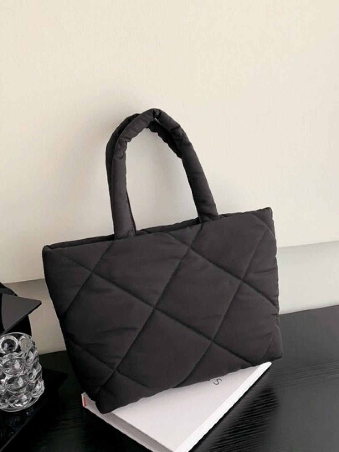 Fashion Lingge Quilted Embroidery Shopping Bag Shoulder Tote Bag Versatile Business Casual Black Bag School Supplies Outdoors Travel Outings Sports Holiday Teacher Gifts Vacation For Teen Girls For Sc