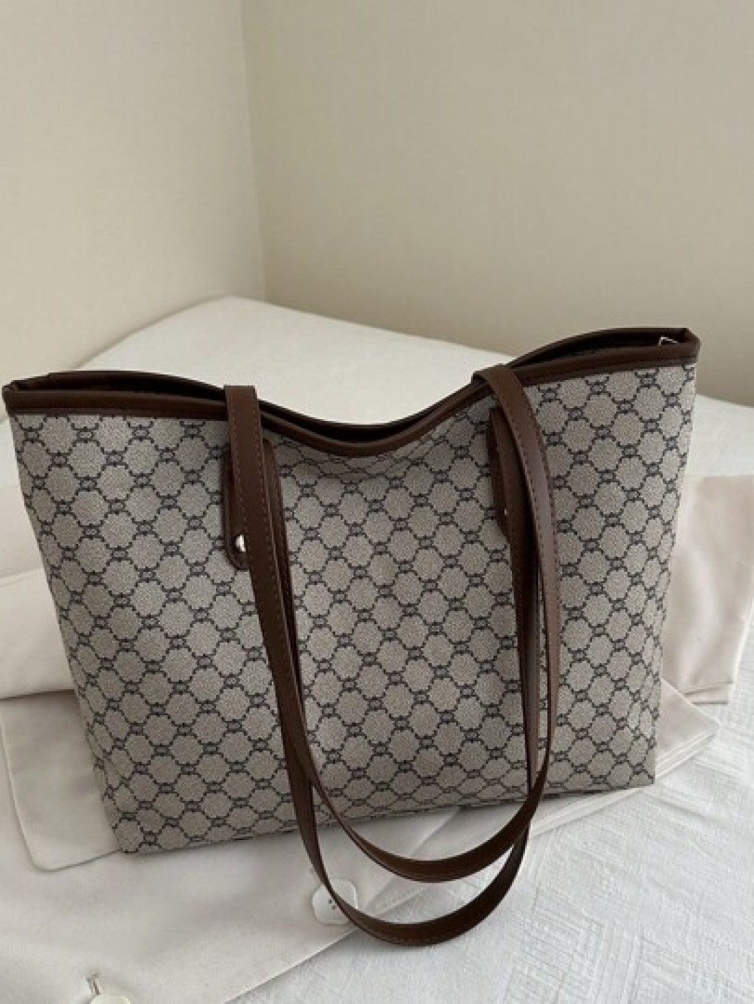 New Fashionable Luxury High End Versatile Ladies Shoulder Tote Bag