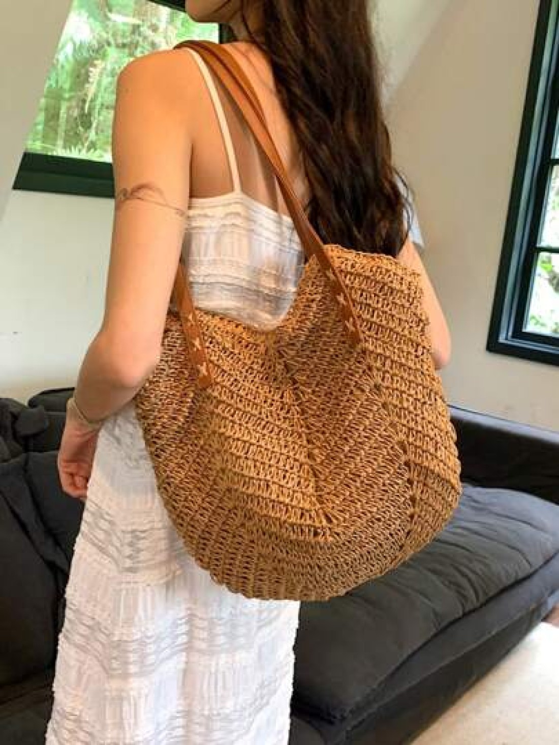 New Large Capacity Straw Tote Bag With Dual Handles For Women Great For Daily Commutes Shopping And Traveling Lightweight And Convenient Design Makes It Perfect For Teenagers College Girls And Outdoor