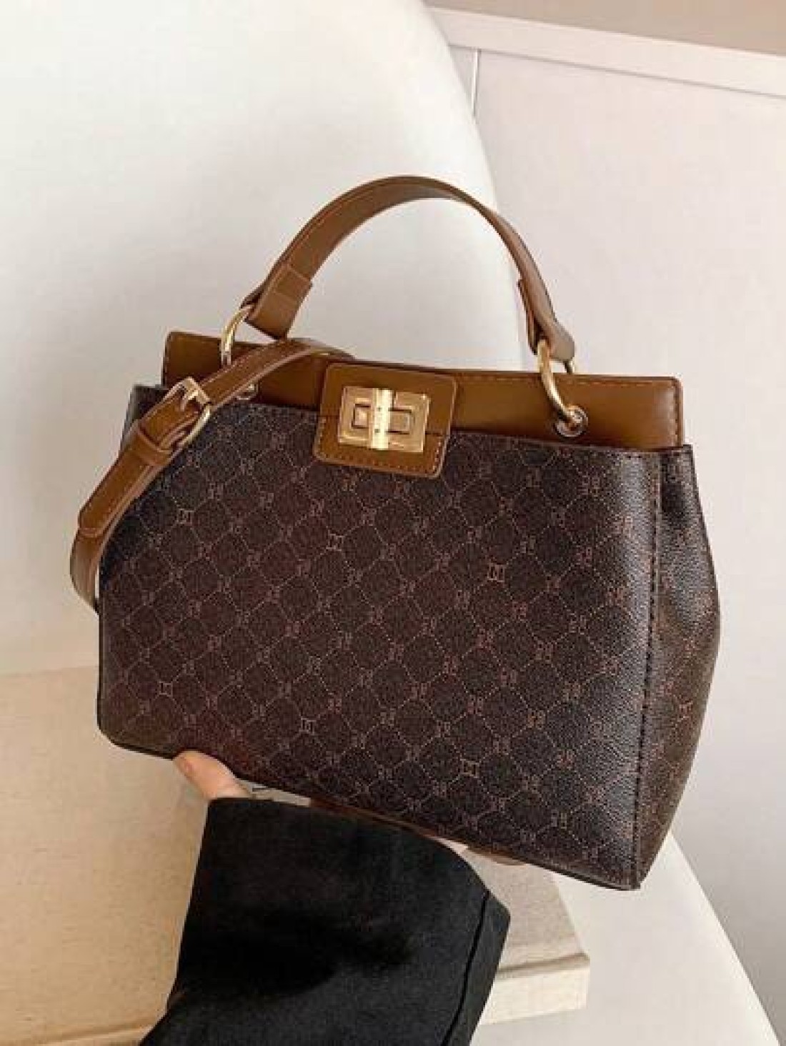 Fashion 2024 Sells European And American Retro Ladies Custom Printed Scratch Resistant Materials Holiday Gifts Middle Aged Mother Bags Large Capacity To Meet Daily Travel And Shopping Occasions And Ca