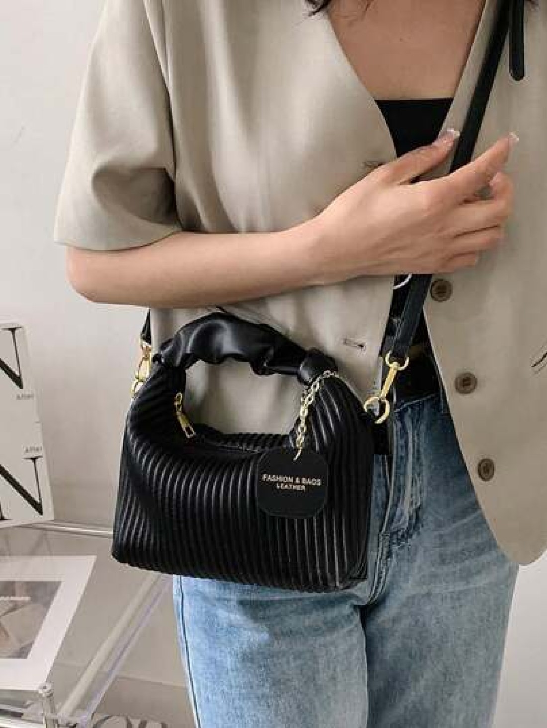Stylish Minimalist All Match Pleated Woven PU Zipper Handbag Mini Portable Shoulder Bag Perfect For Women Shopping Dating Party Gift
