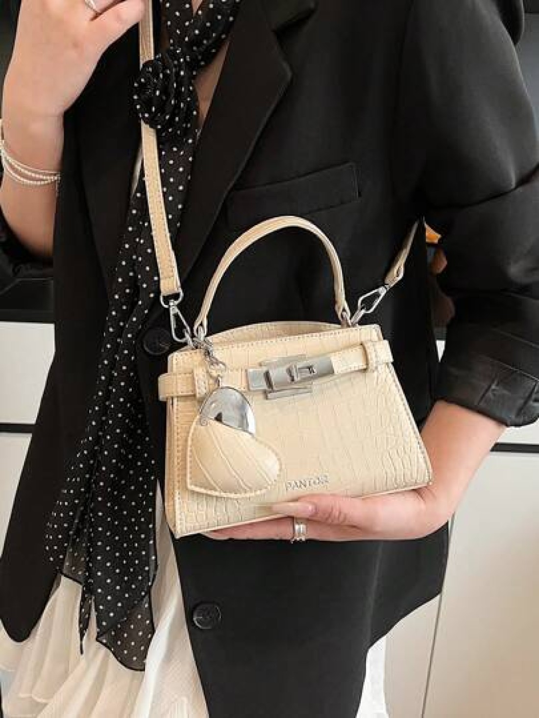 Mini Crocodile Embossed Women Handbag New Fashion Small Square Bag Versatile Shoulder Crossbody Bag