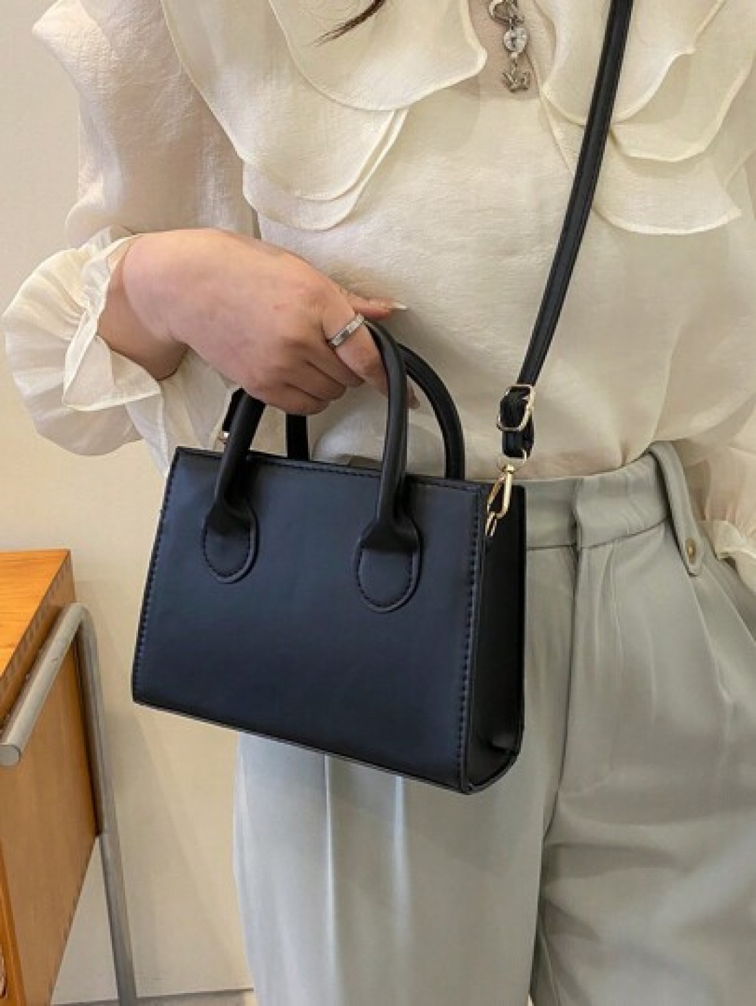 Women s Stylish Small Square Bag With Stone Texture Double Handles Embossed Crocodile Pattern Adjustable Shoulder Strap Suitable For Leisure Travel Shopping Lightweight Business Casual Style For Teen