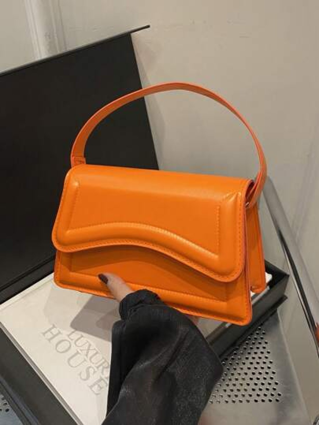 New Orange Ladies Solid Color PU Small Square Bag Simple And Stylish Handbag For Going Out And Versatile