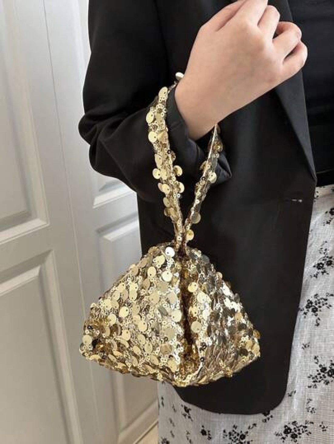 1pc Zippered Closure Sparkly Wristlet Bag Multicolor Sequin Design Europe US Style Creative Personality Cell Phone Shoulder Crossbody Bag Suitable For Party Gala Date Night For Women