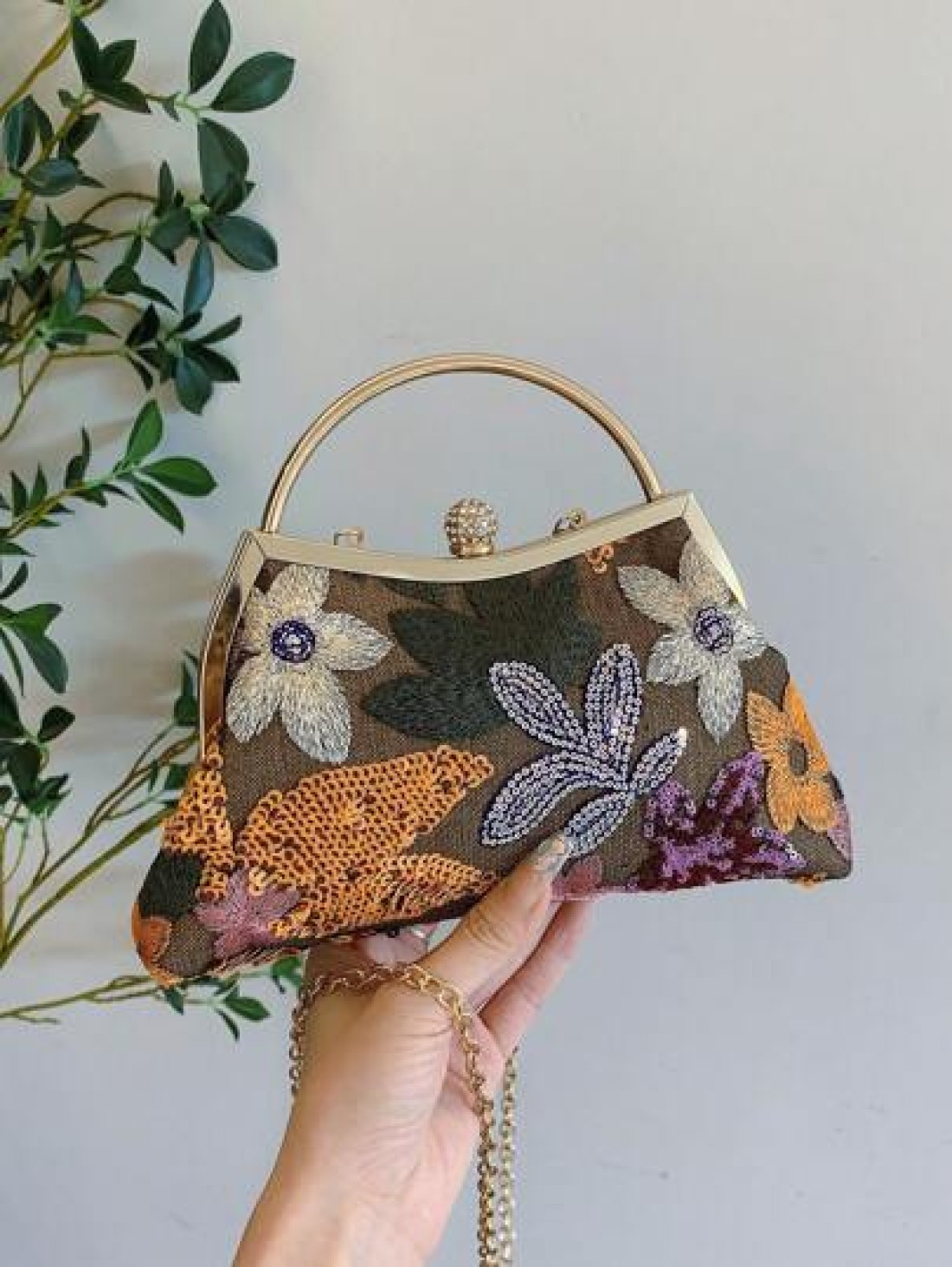 Embroidered Floral Tulle Sequin Patchwork Retro Chic Clutch Bag Elegant Women s Evening Handbag For Party Perfect For Party Wedding Prom Dinner Banquet Matching With Holiday Party Dress Evening Dress