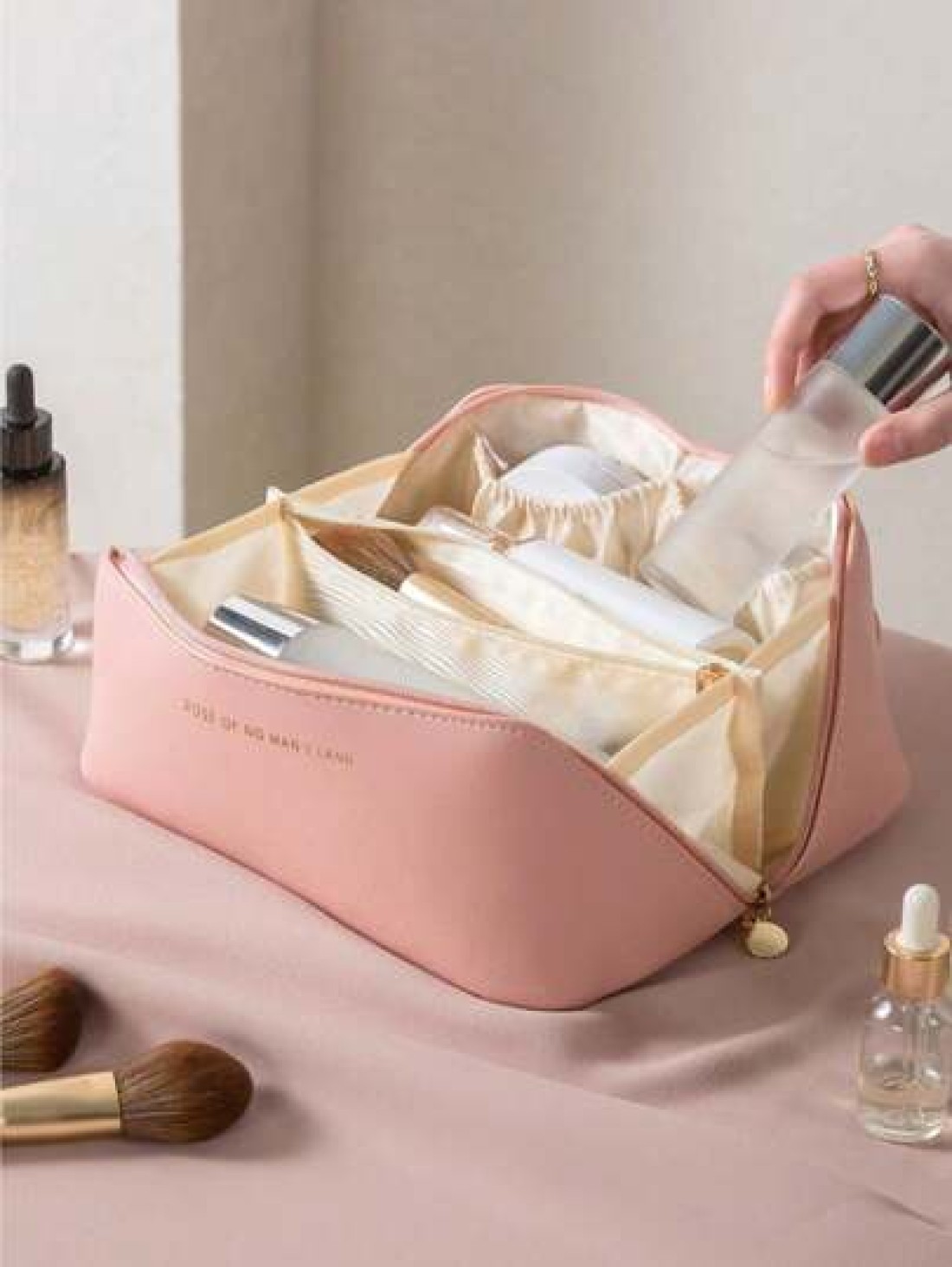 1pc Makeup Bag Makeup Organizer Portable Travel Storage Bag Waterproof Toiletry Bag Multi Functional Hanging Bag Skincare Product Bag Makeup Brush Holder Cosmetic Tool Bag Travel Essentials Bathroom S