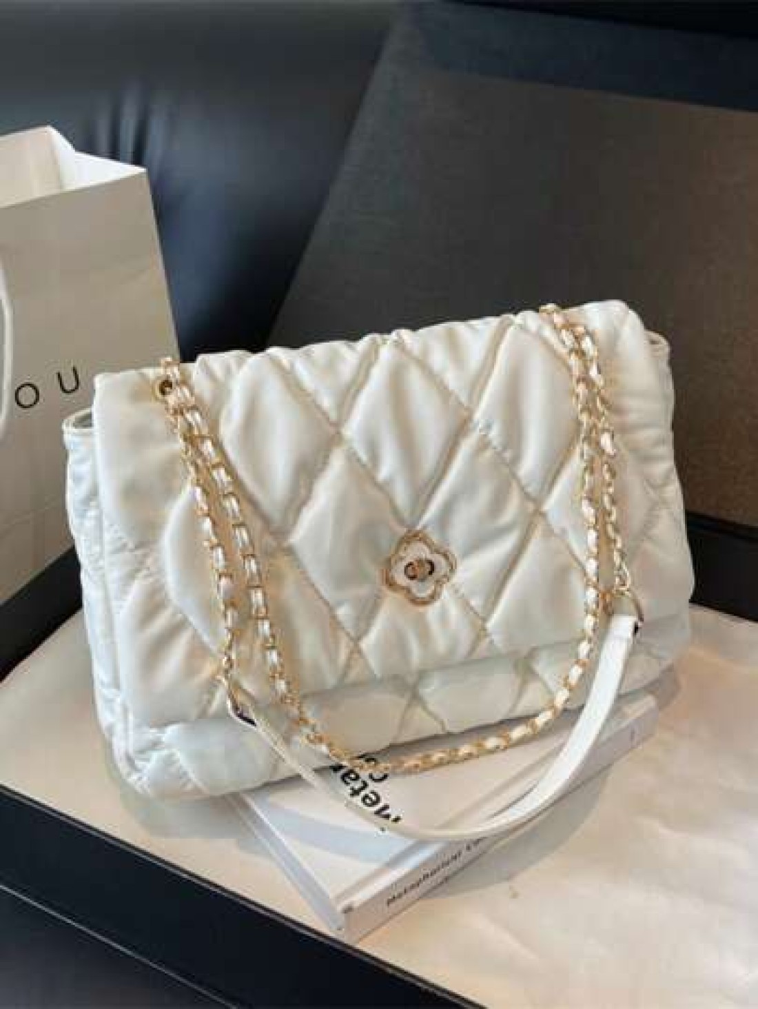 Women s Shoulder Bag Diamond Embroidery Line Flip Soft Bag Pillow Bag Large Capacity Portable Fashion Bag