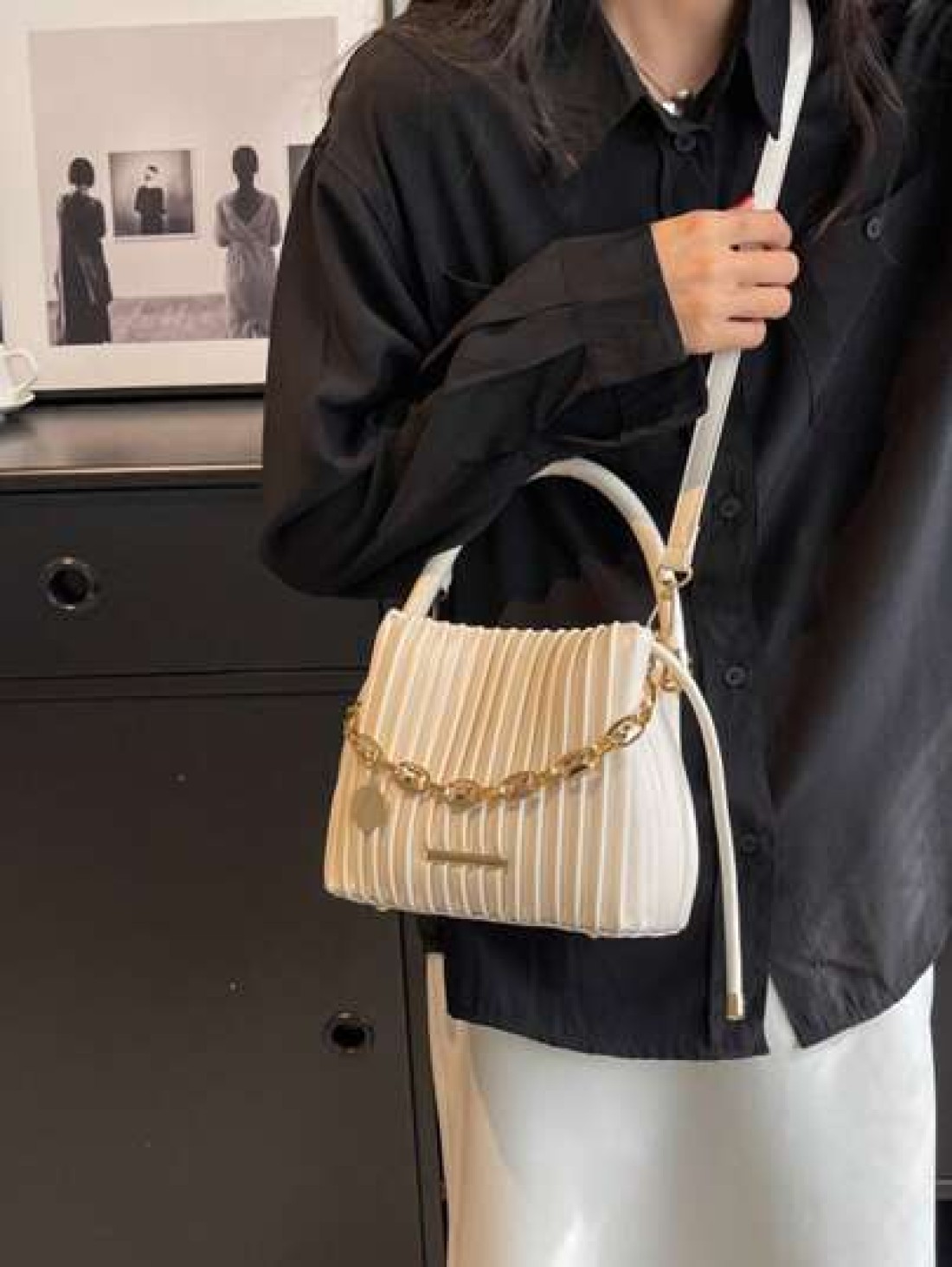 Mini Pleated Bucket Bag With Chain Decor