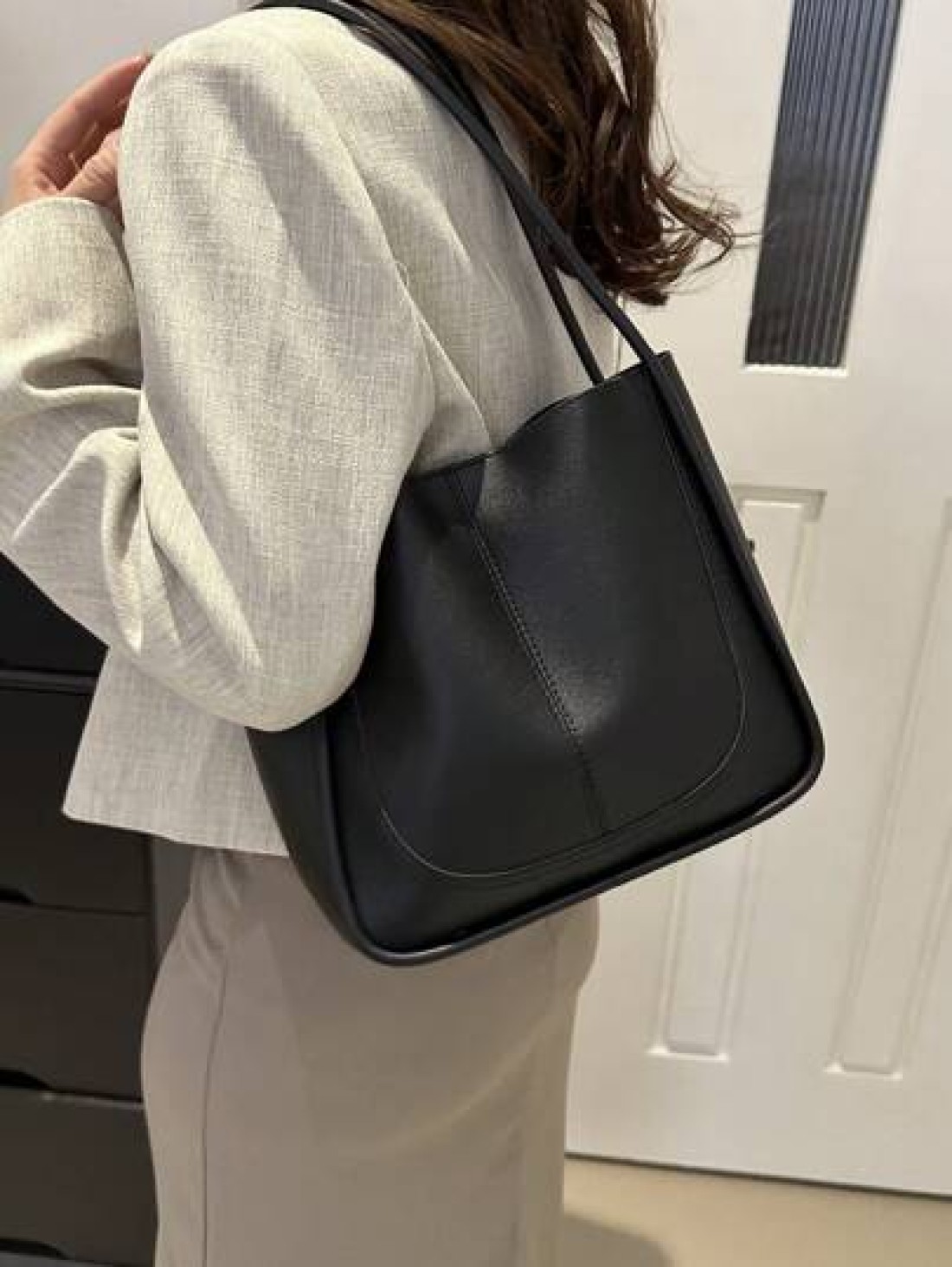 1 Pc Retro Plain Soft Surface Large Capacity Shoulder Bucket Bag Suitable For Women s Daily Casual Commuting Use Minimalist Style Women Bag
