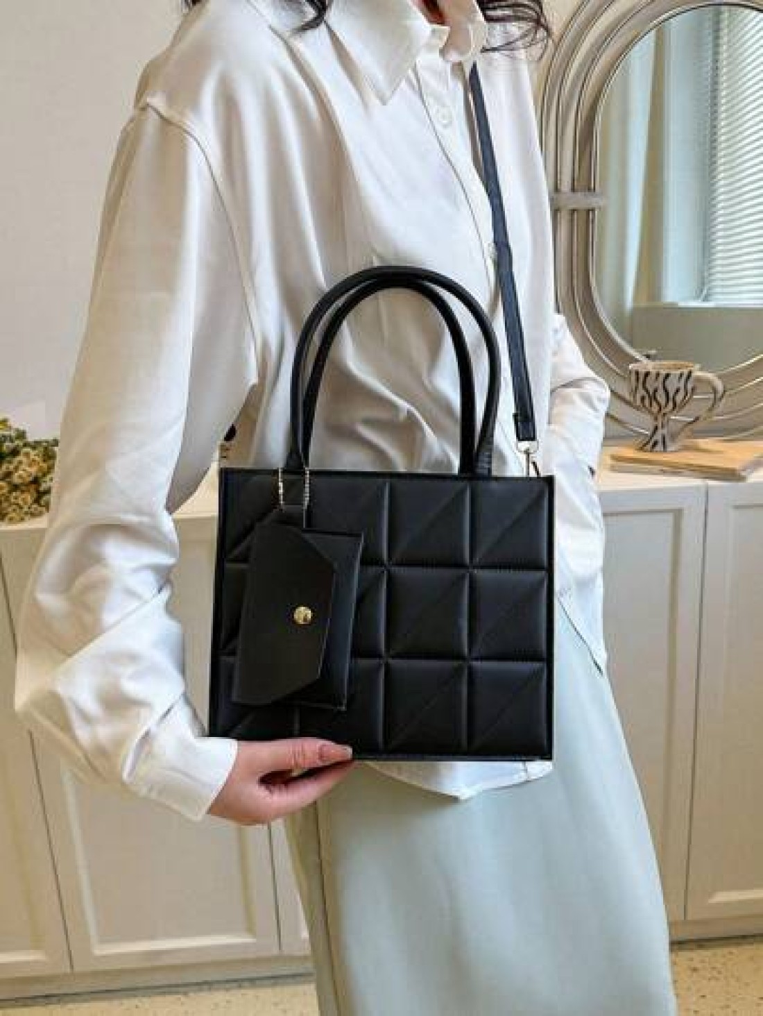 Fashionable Solid Color Shoulder Bag Square Mini Bag