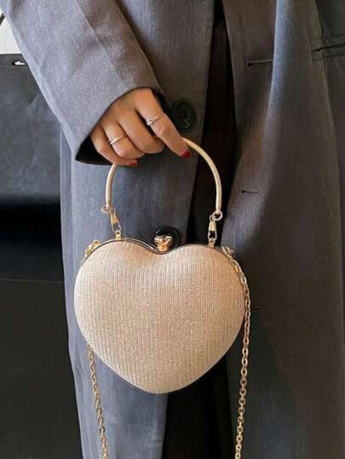 Glamorous Glitter Bling Sequin Luxury Shiny Women s Heart Shaped Rhinestone Evening Clutch Bag Luxury Designer Girls Glitter Crystal Handbag With Chain Strap Y2k Style Novelty Bag Purse For Wedding Pa