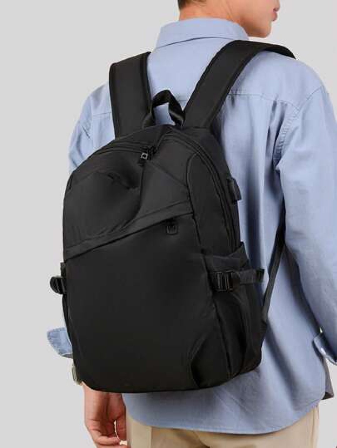 1pc Fashion Sports Backpack High Capacity Commuting Bag Suitable For College Students Casual Business Sports Travel