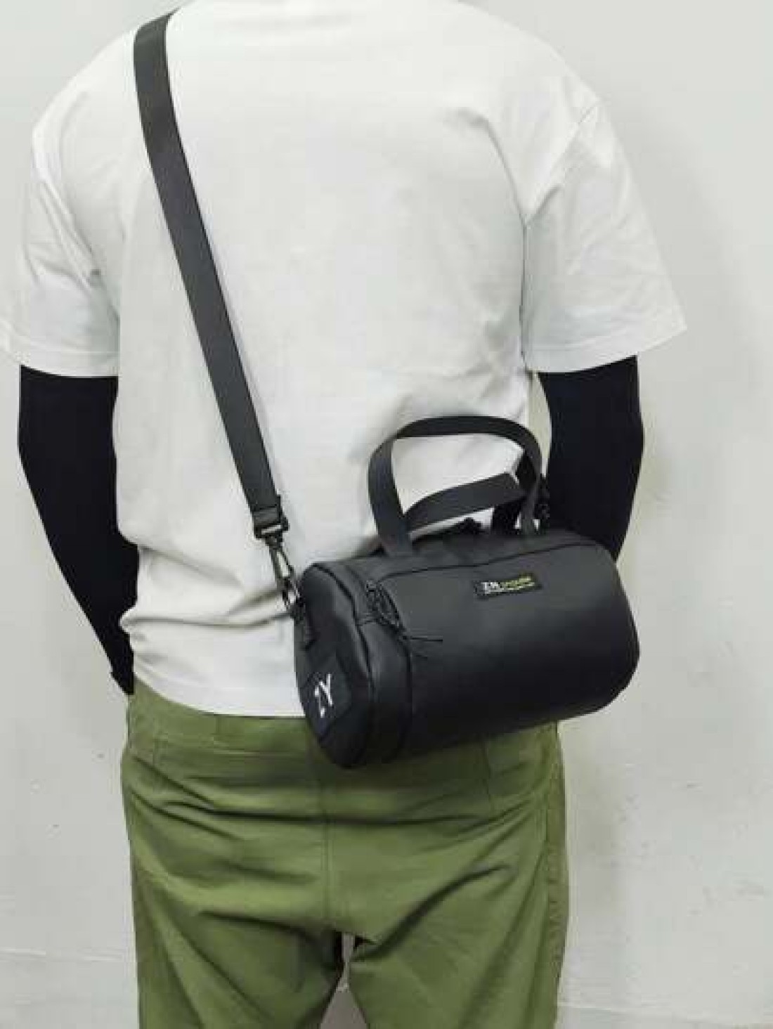 Men s Crossbody Bag Shoulder Round Cylinder Bag Bucket Bag Sling Bag Shoulder Bag Side Bag For Holiday Travel Essentials School Bag For College Students Summer Gifts For Boyfriend College Bag Old Mone