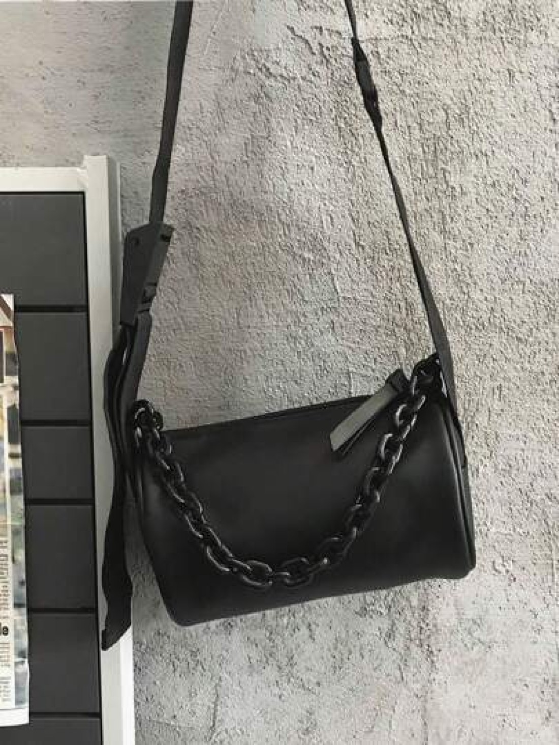 1pc Crossbody Bag Fashion Shoulder Bag Commuter Bag Chain Bag Versatile Simple Small Bag Shoulder Bag Water Proof Sling Bag Bucket Bag Students Travel Essentials Thanksgiving Purse Christmas Gifts Sid