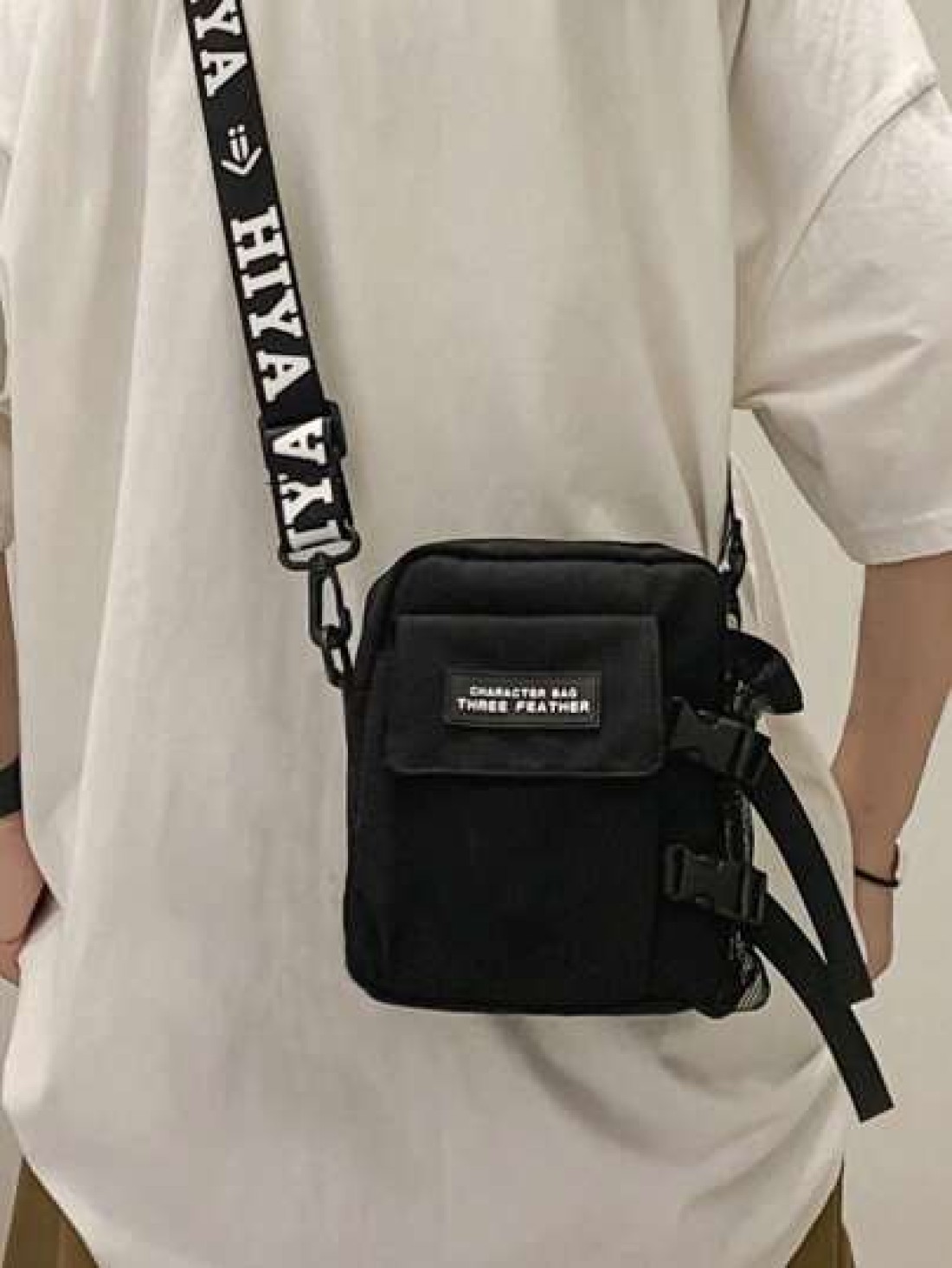 1PC Multi Pocket Buckle Crossbody Bag Solid Color Shoulder Bag Adjustable Shoulder Strap Zipper Shoulder Bag Simple Design Crossbody Bag Water Proof Nylon Shoulder Bag Crossbody Zipper Bag Christmas Z