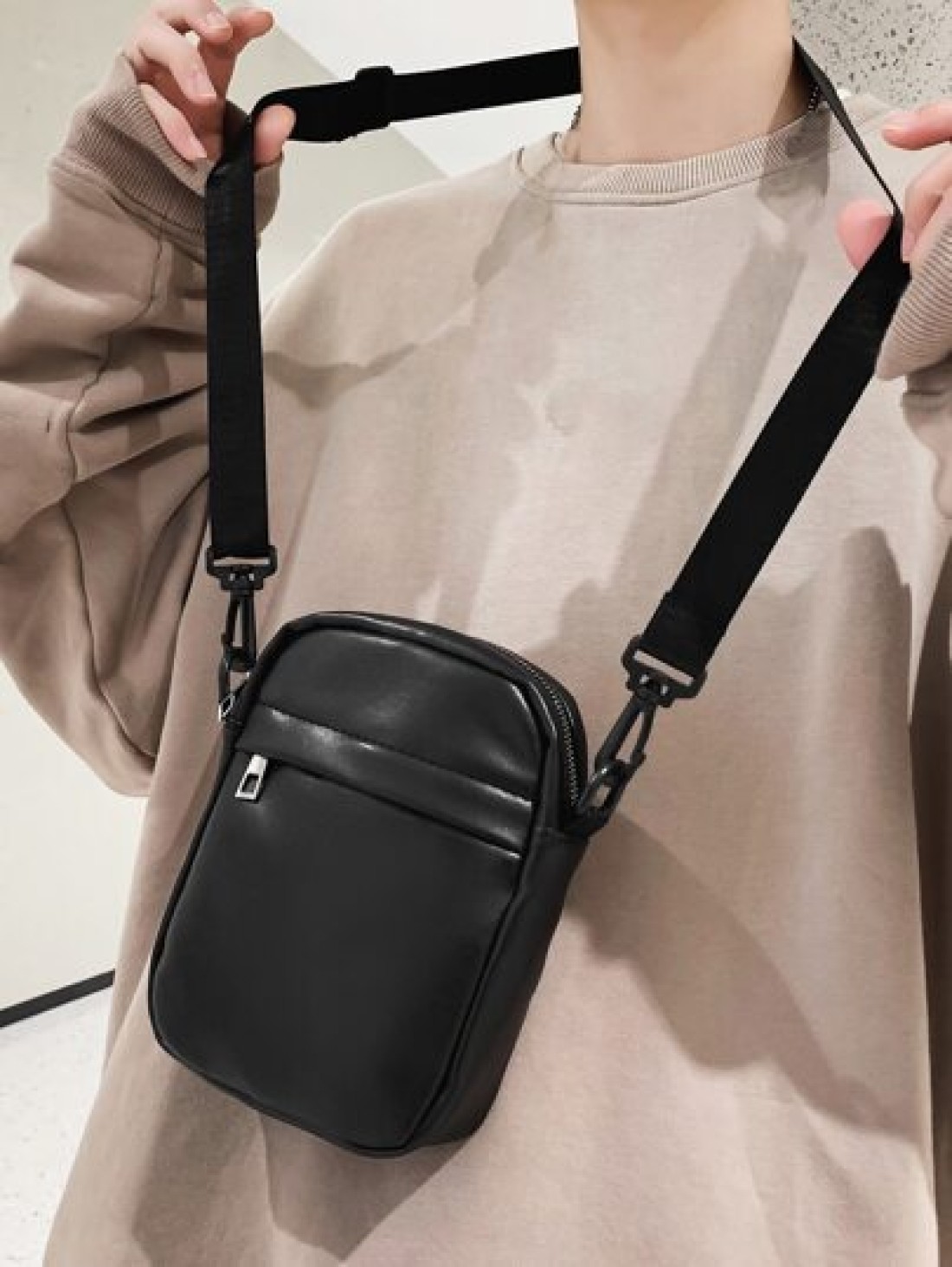 High School Students University Freshman Multifunctional Sling Bag Shoulder Bag Casual Bag Mini Men Minimalist Square Bag Handbag College Outdoors Sports Messenger Bag Ideal Gift Simpler Classic Satch