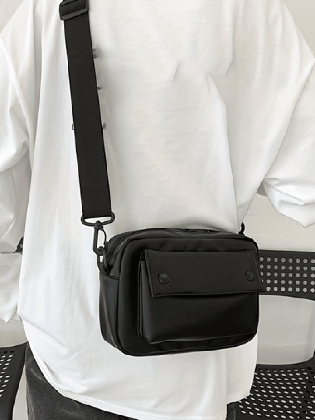 Men s Pu Shoulder Bag Chest Bag Coin Purse Messenger Bag Winter Hoiday Tote Bag Fany Pack Beach Bag Gym Bag Black Bag Hiking Large Capacity Multi Functional Portable Vacation Hip Bag Christmas Gifts V