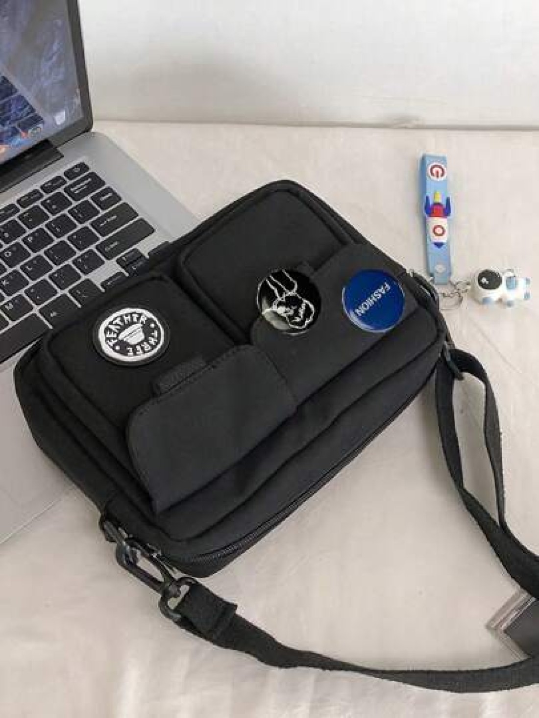 Lightweight Stylish Men s Cross Body Bag With Decorative Pendant Funny Gifts Travel Holiday Gifts For Men Vacation Men Gifts Laptop Winter Large Capacity Multi Functional Outdoor Student Shoulder Bag