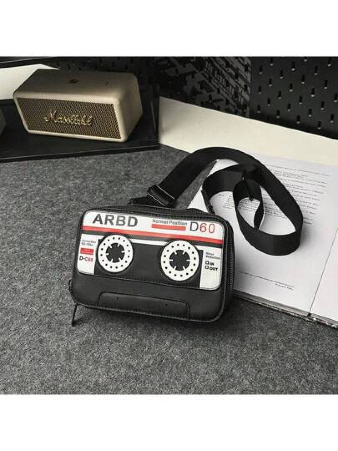 Unisex Magnetic Tape Design Small Square Crossbody Shoulder Bag Fashionable Casual Camera Bag For Men Women