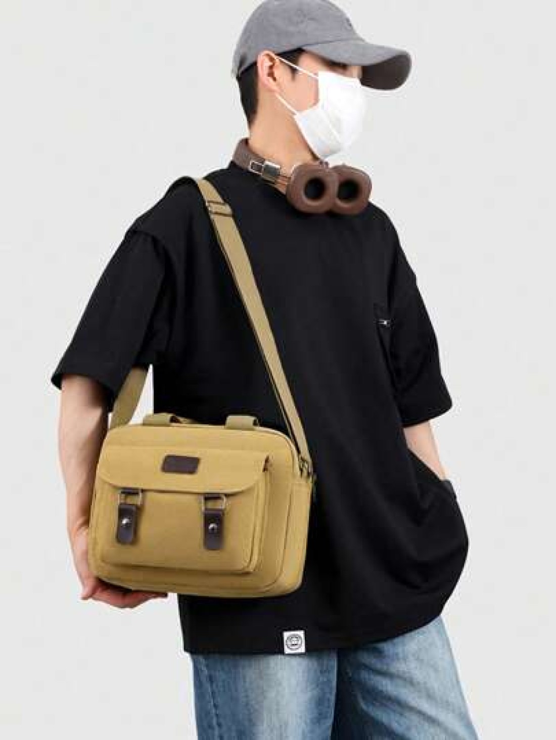 Men s Canvas Shoulder Bag Large Capacity Messenger Bag Outdoor Casual Retro Travel Utility New Crossbody Handbag