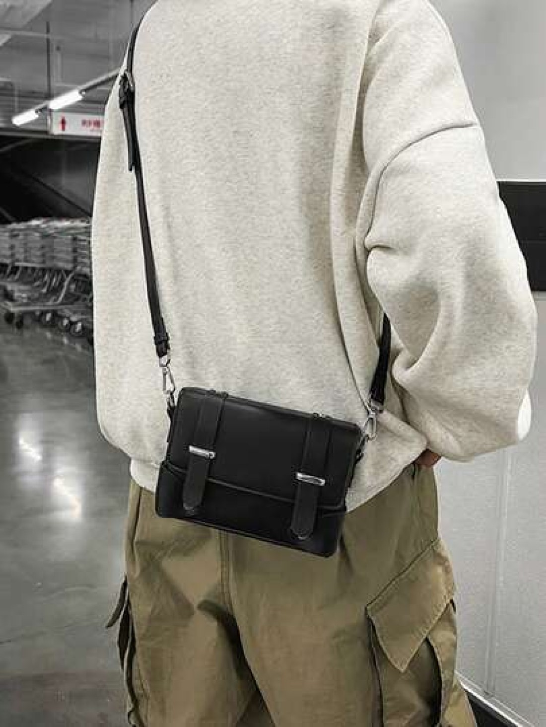 Solid Mold PU Leather Handbag With Rivet Decor Casual Men Crossbody Shoulder Bag Fashion Square Flap Design Messenger Bag Gift For Boyfriend Father Valentine Business Trip Travel