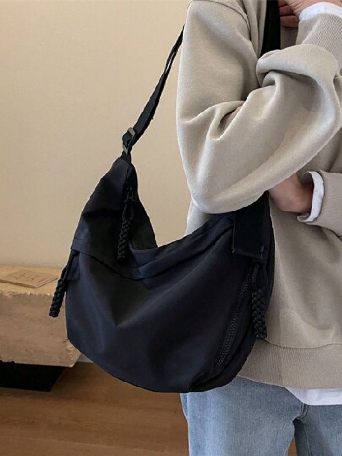 Fashionable Casual Nylon Crossbody Bag For Men Adjustable Strap Lightweight Versatile Suitable For Commuting Travel Outdoor Summer Personalized Gift For Teenage Young Men Husband Boyfriend Lightweight