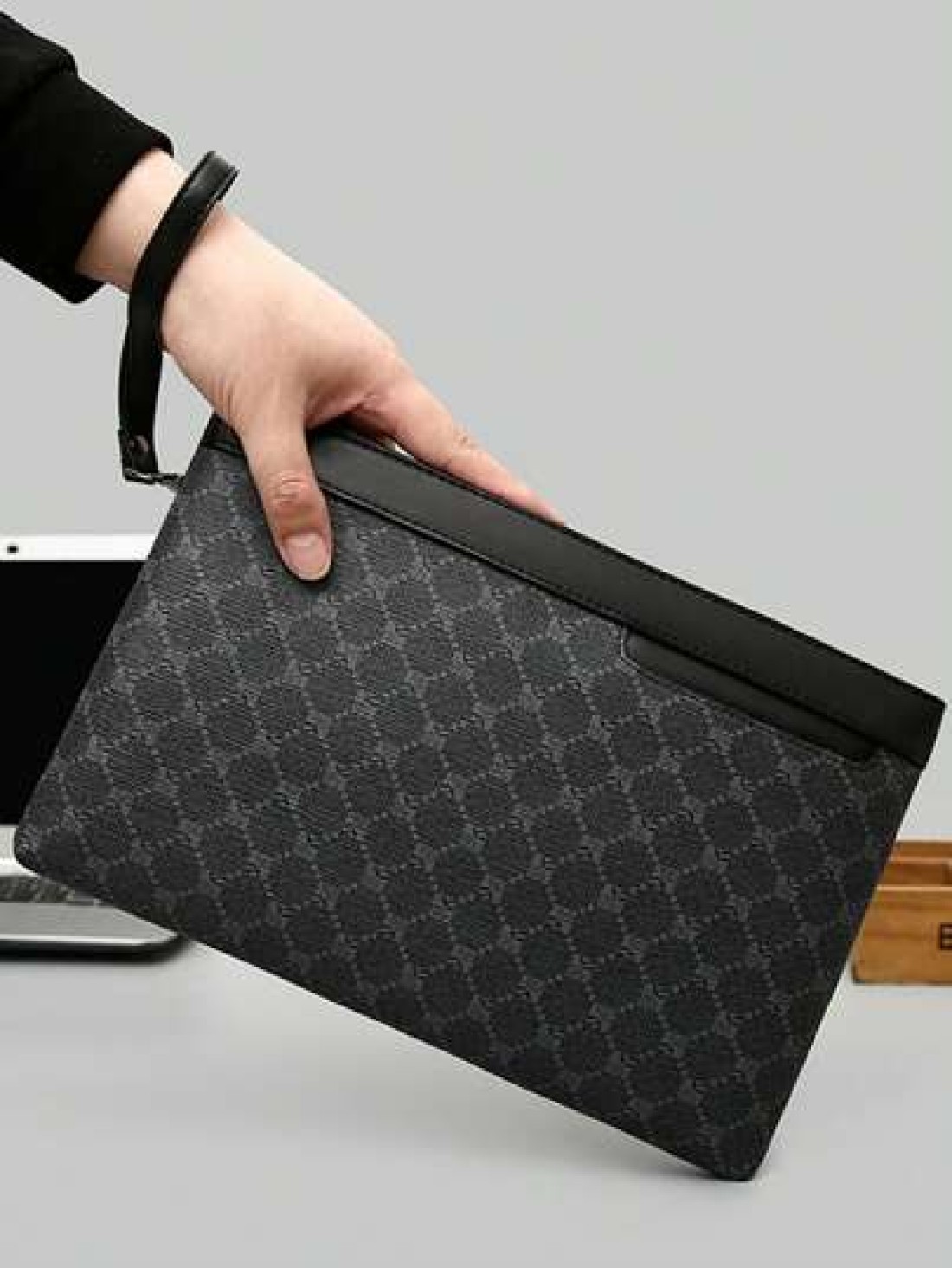 1pc Fashion Wrist Bag Clutch Square Bag Envelope Handbag Made Of Scratches Resistant PU Material Suitable For Party Commute With Multiple Pockets And Exquisite Vintage Pattern Personalized Gifts Valen