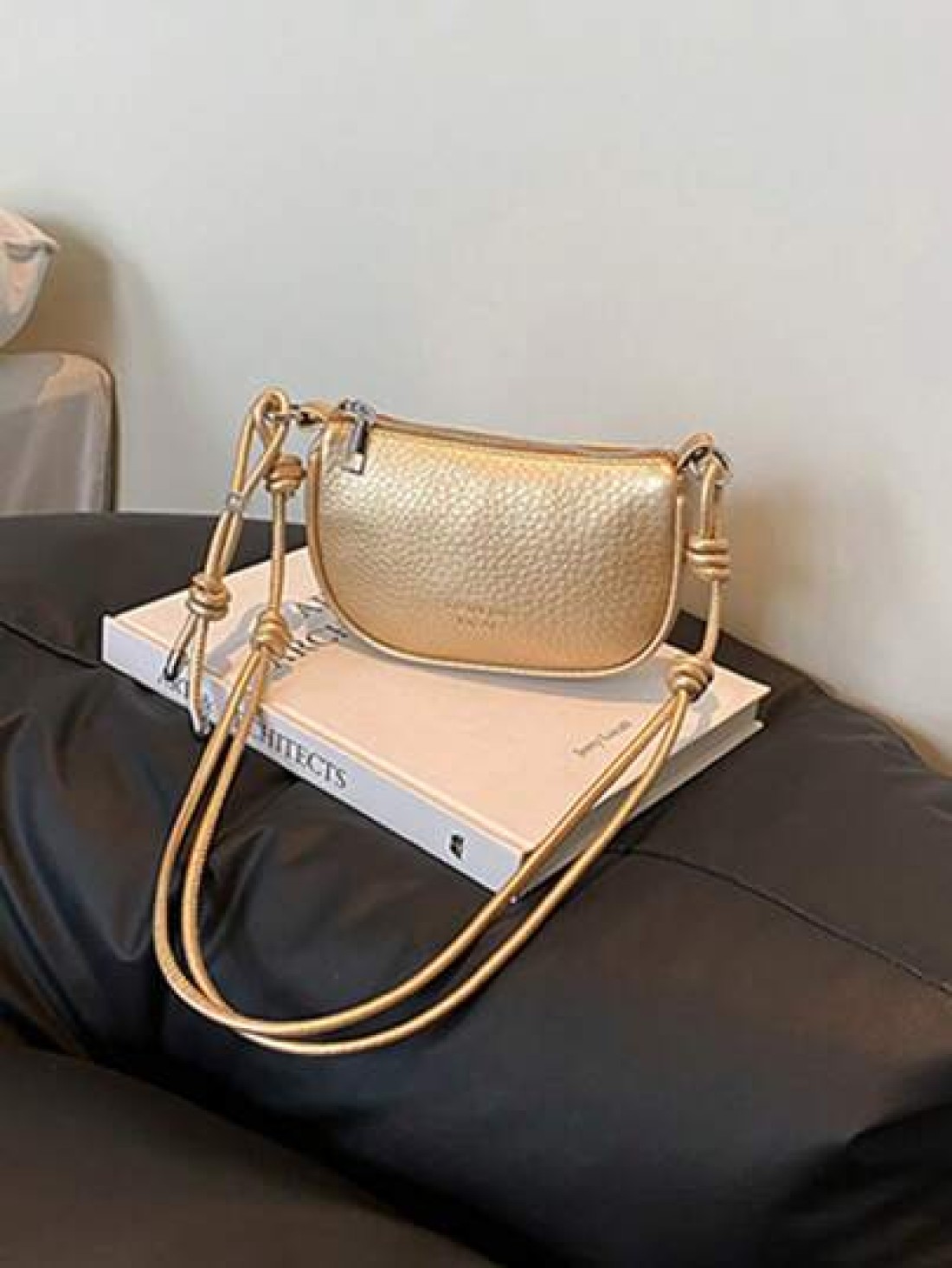 1pc Cute Girl Niche High End Pu Crossbody Bag And Fashionable New Style Bag Fresh And Dopamine Color Matching New Style Youth Girl Style Can Be Cross Body Shoulder Strap Is Adjustable Casual And Fashi