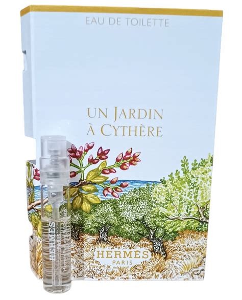 طقم عطور سفر من هيرميس – أون جارْدين أَ سِيثير (ماء تواليت ٢ مل) + H24 (ماء معطّر مركز ٢ مل)