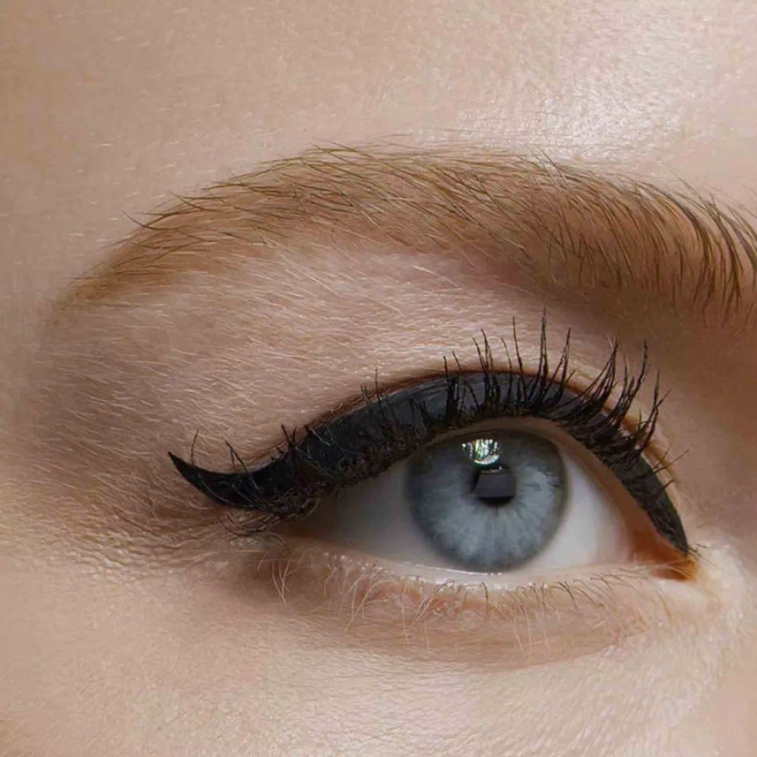 L&#39;Oreal Paris Matte Signature Liquid Eyeliner 3ml