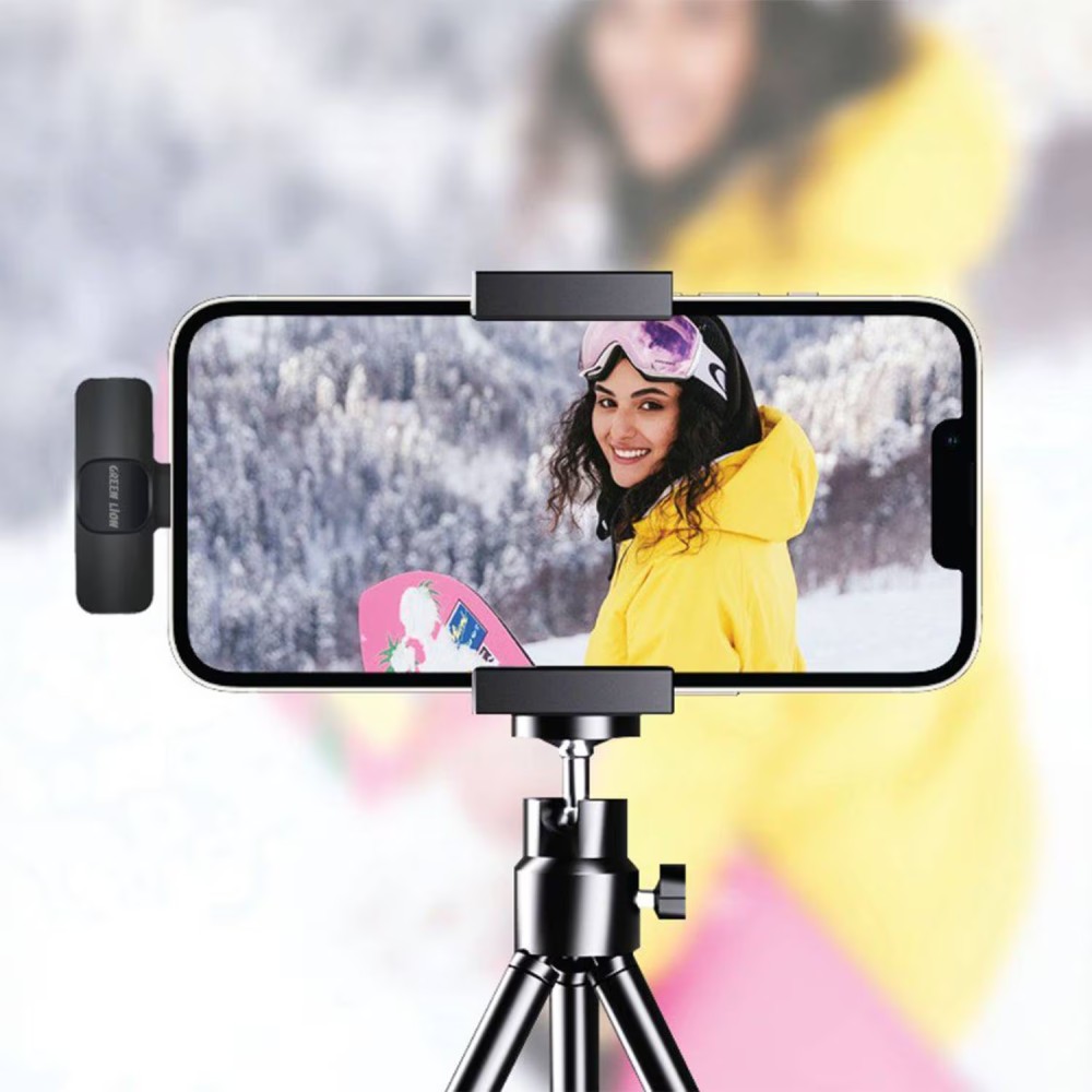 Green Lion Solo Wireless Microphone, 60mAh Battery, 20m Reception Range, Adaptive Noise Reduction, 360&deg; Surround Sound, USB-A/Type-C/Lightning Compatibility, 5-6 Hours Battery Life
