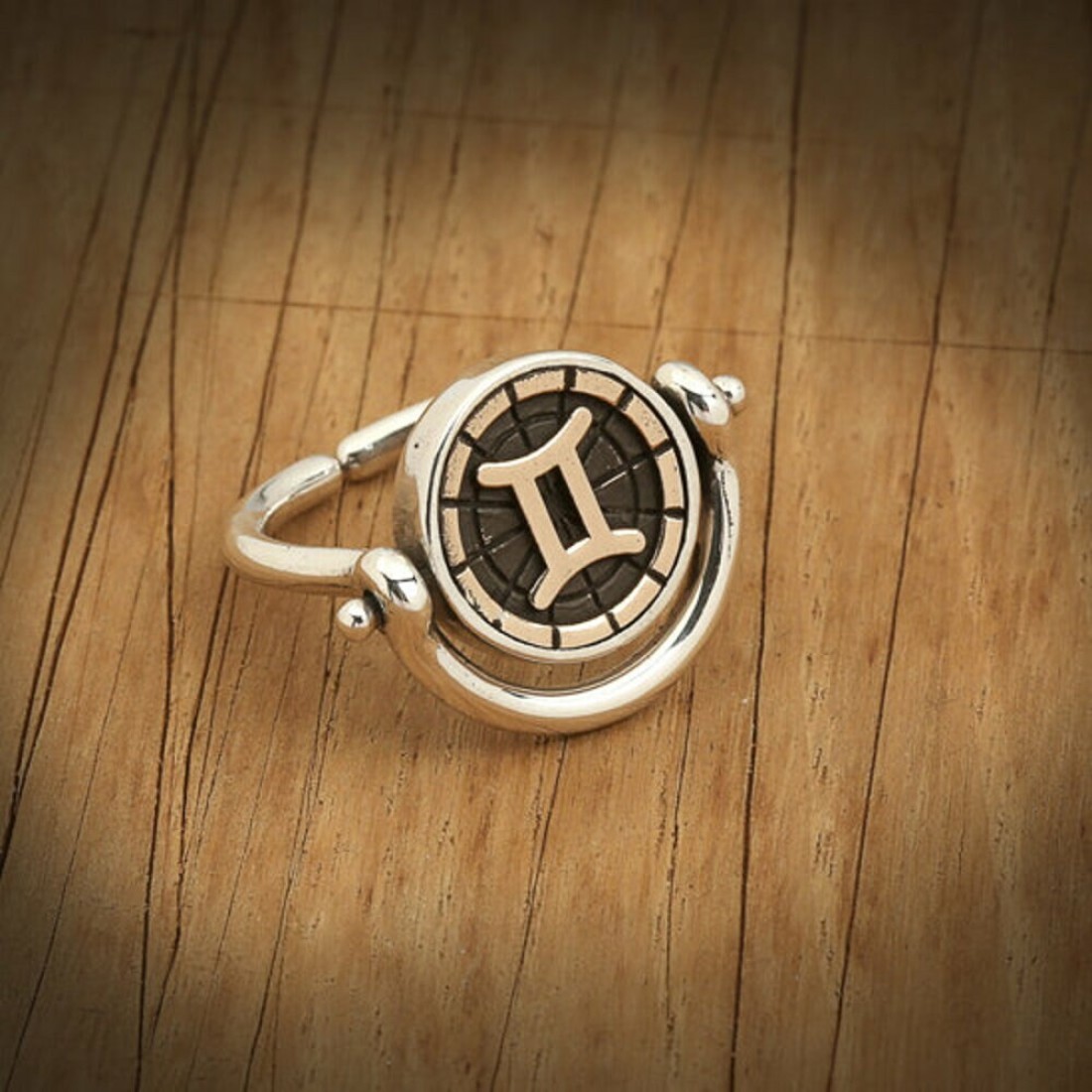 Biggdesign Gemini Silver Ring for Women