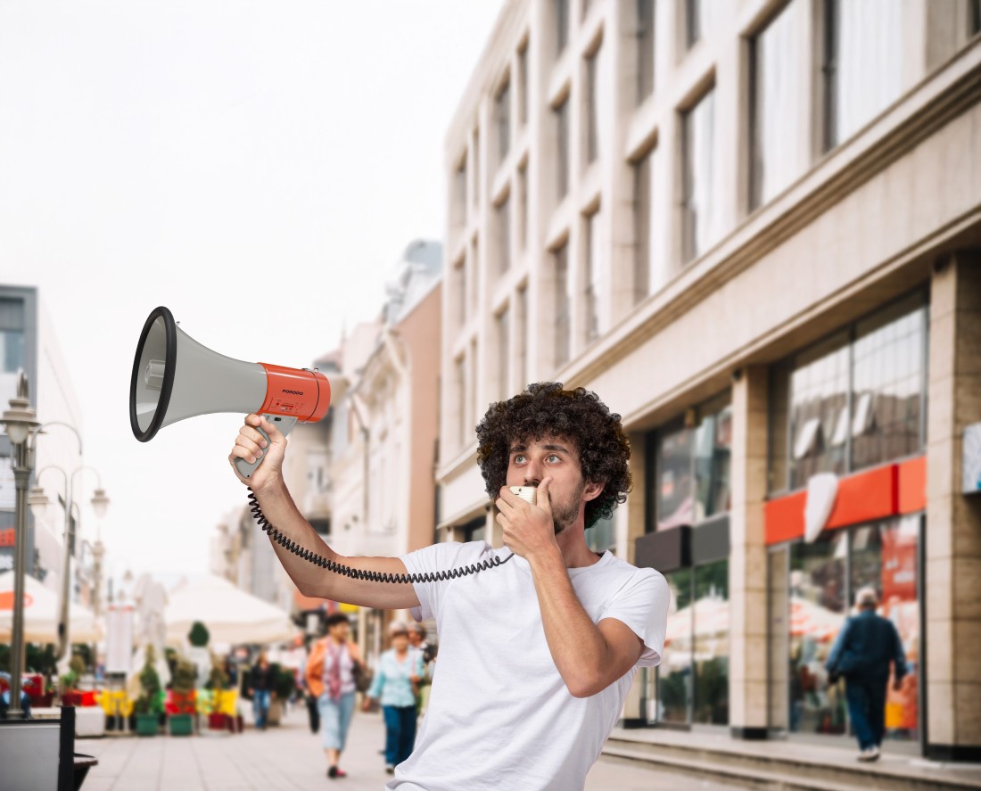 Porodo Portable Bluetooth Speaker &amp; Recorder Megaphone, 700m Effective Range, Up to 8 hours Battery Life, Powerful 50W Output, Multi-Mode Functionality, Recorder and Playback Messenger - Orange
