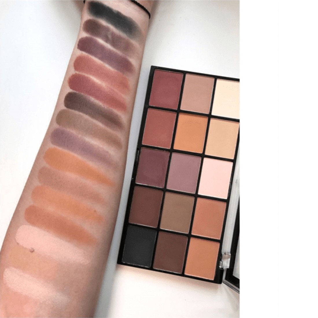 Revolution Reloaded Palette - Basic Mattes