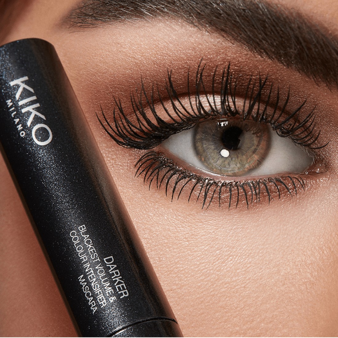 KIKO Darker Blackest Volume & Colour Intensifier Mascara