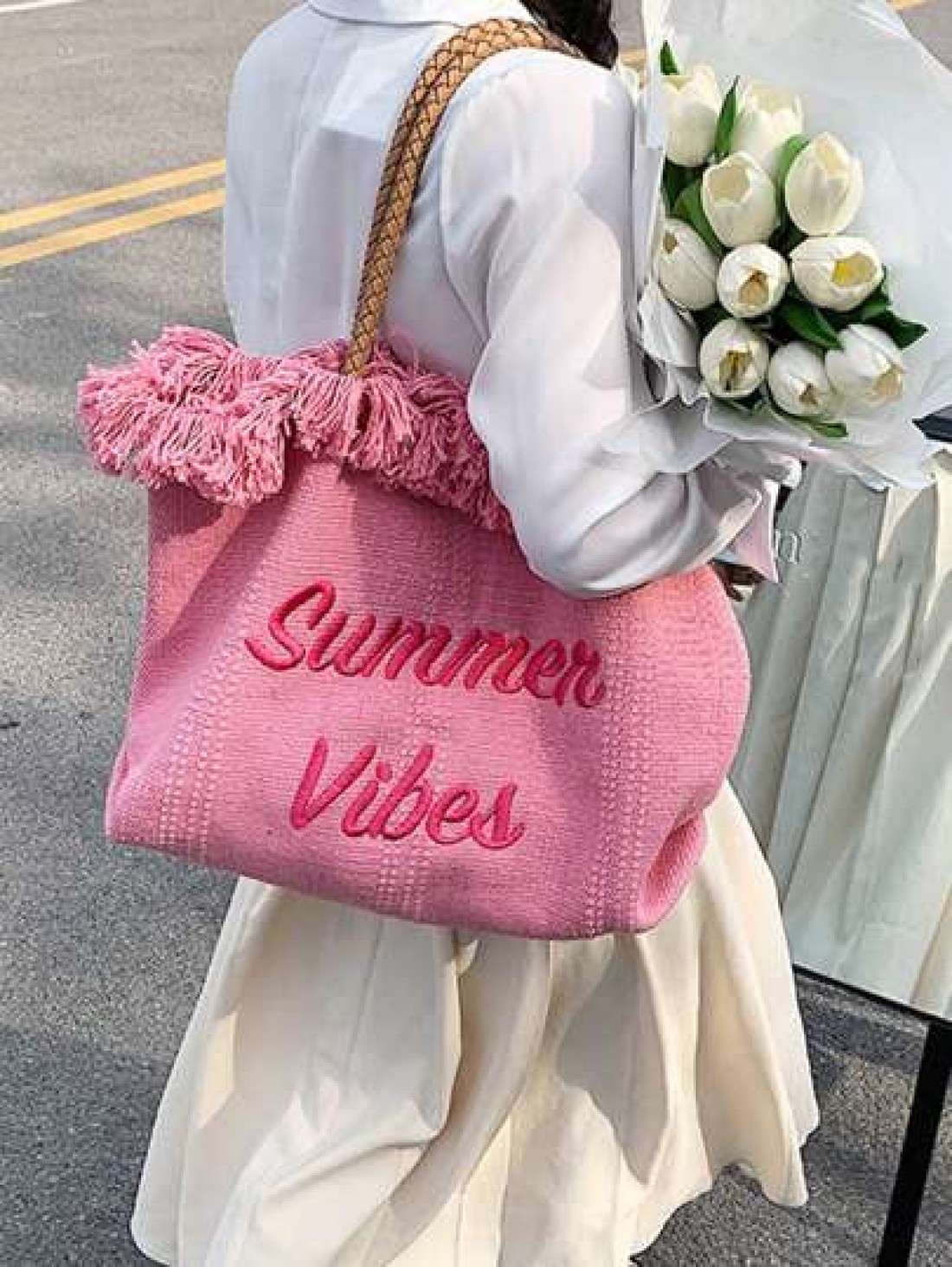 Fashionable Large Capacity Letter Tassel Canvas Tote Bag Simple And Perfect For Shopping And Commuting School Supplies School Bag School Tote Bag Back To School Large Capacity Suitable For Teen Girls