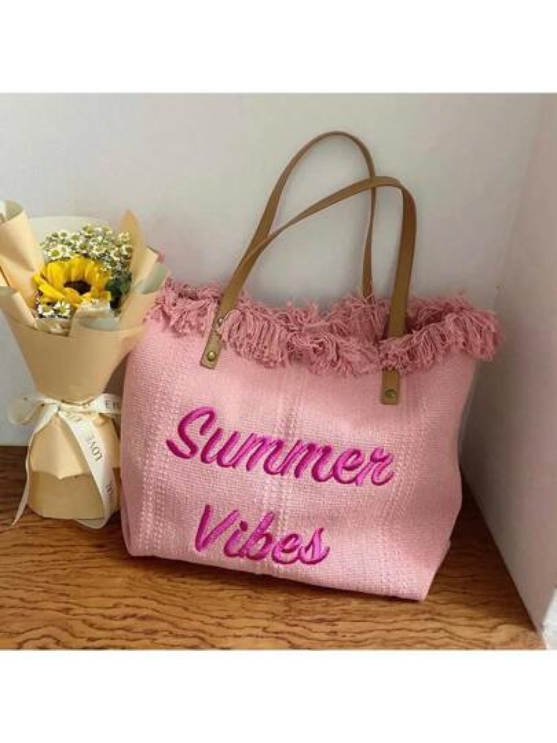 Fashion Large Capacity Letter Tassel Canvas Tote Bag Minimalist Commute And Shopping Shoulder Handbag