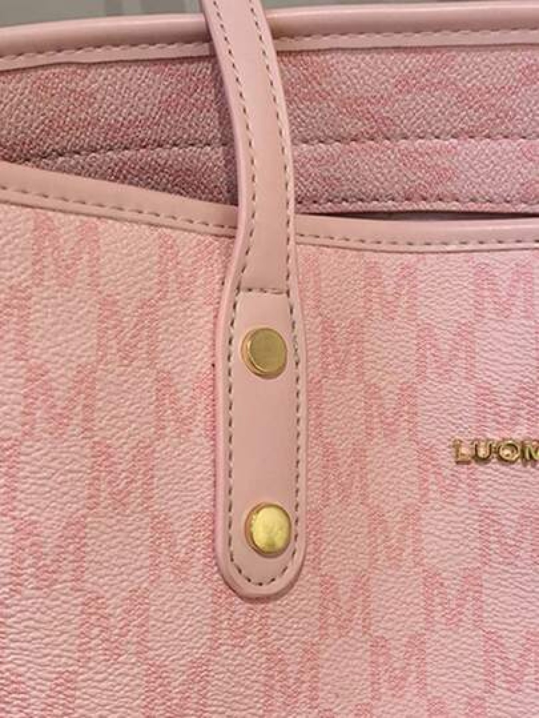 2023 New Fashion Women s Large Capacity Full Body Print Design Letter Pattern Decoration Design Double Handle Tote Bag Suitable For Work And Commuting School Bag Large Capacity Portable Classic Casual