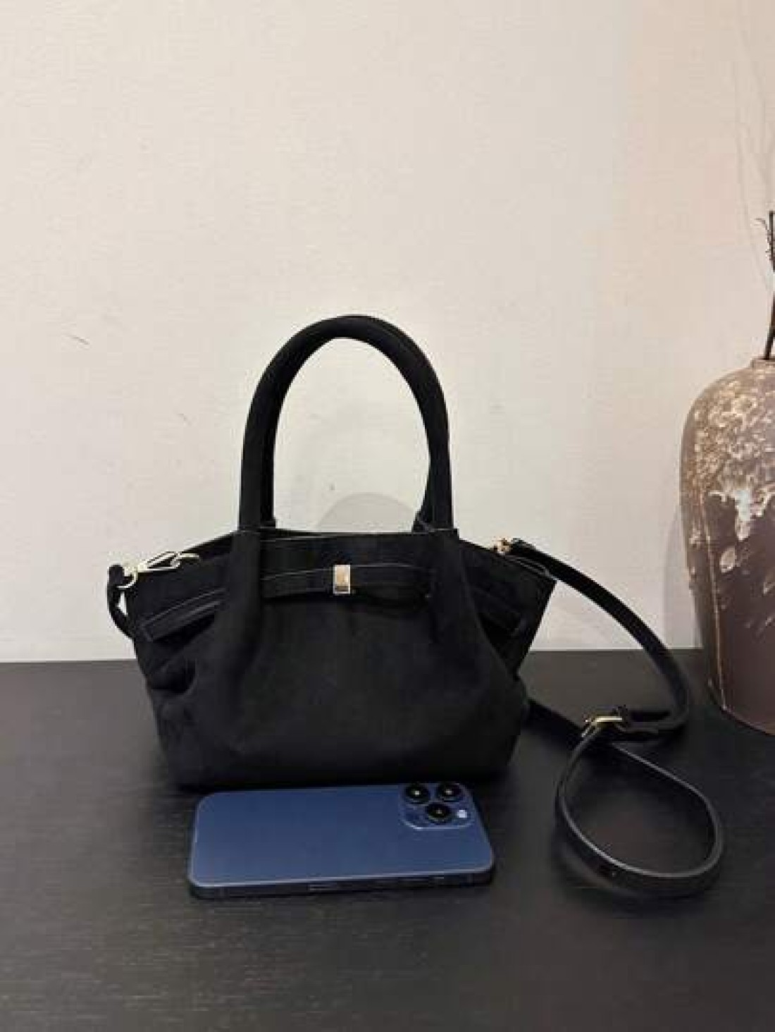 2025 New Vintage Fashion Pleated Tote Handbag Simple Commuter Shoulder Crossbody Bag