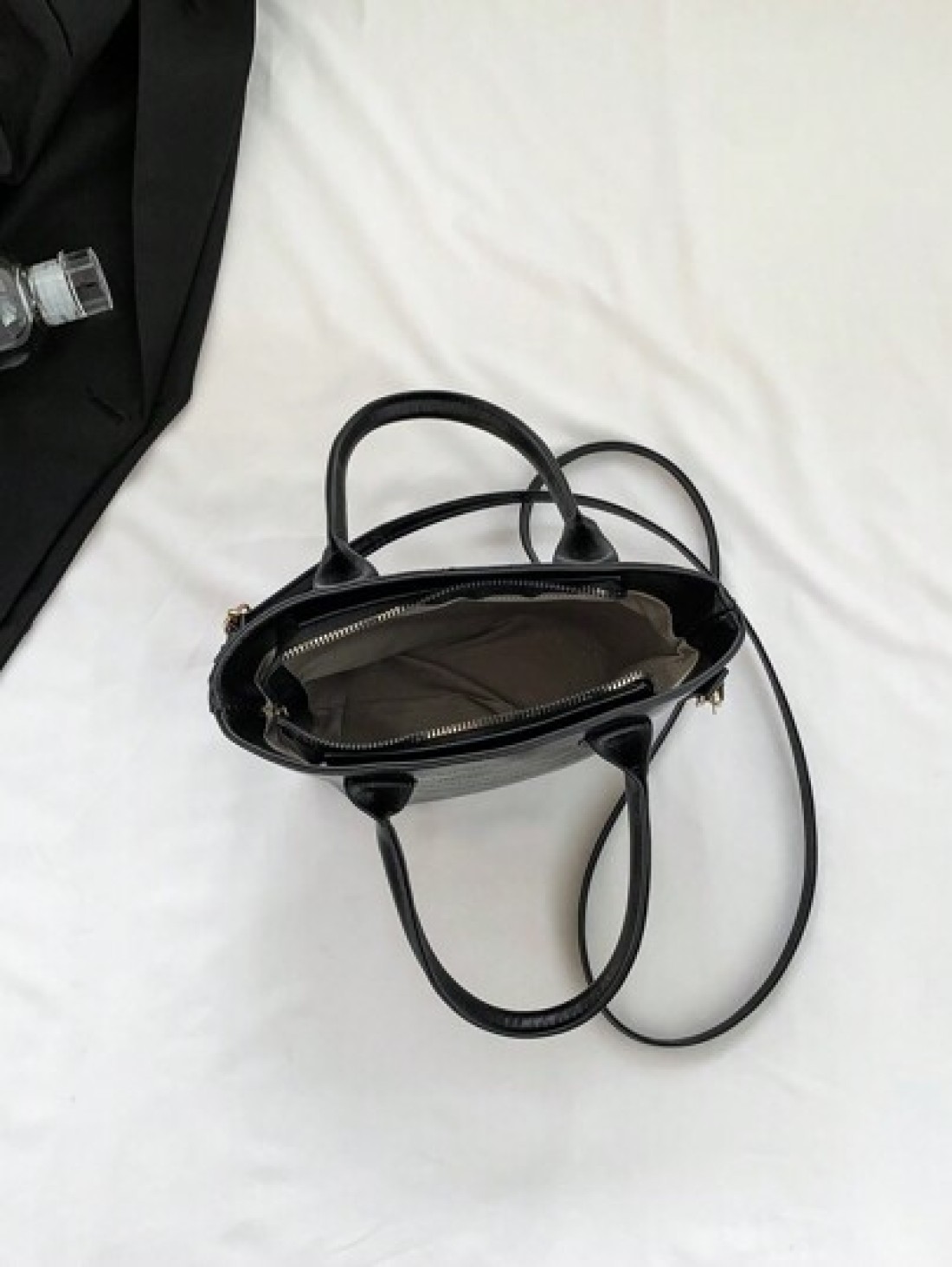 1pc Embossed Faux Leather Black Bucket Bag With Double Top Handles Adjustable Shoulder Strap And Zipper Closure Fashionable Crossbody Or Hand Bag For Women s Daily Use Work Or Shopping