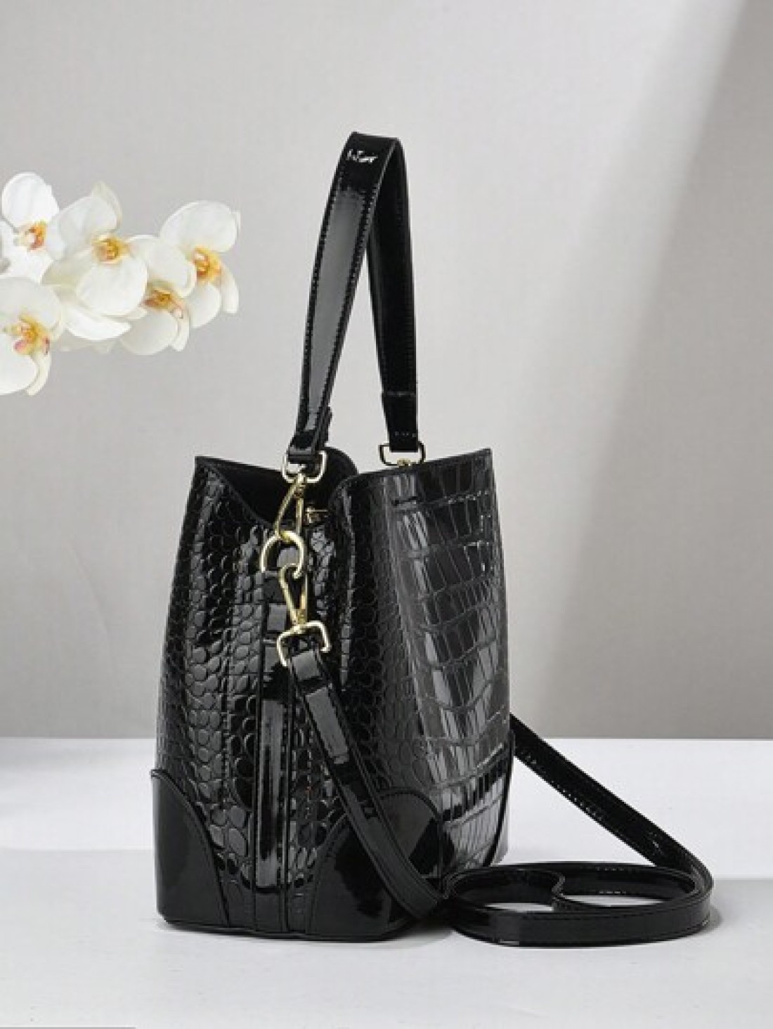 Bucket Bag With High End Embossed Design Large Capacity Women Handbag With Three Layer Pockets Simple Crossbody Bag Stylish Versatile Mini Bag Business Casual Women Bag Perfect For Office Business And