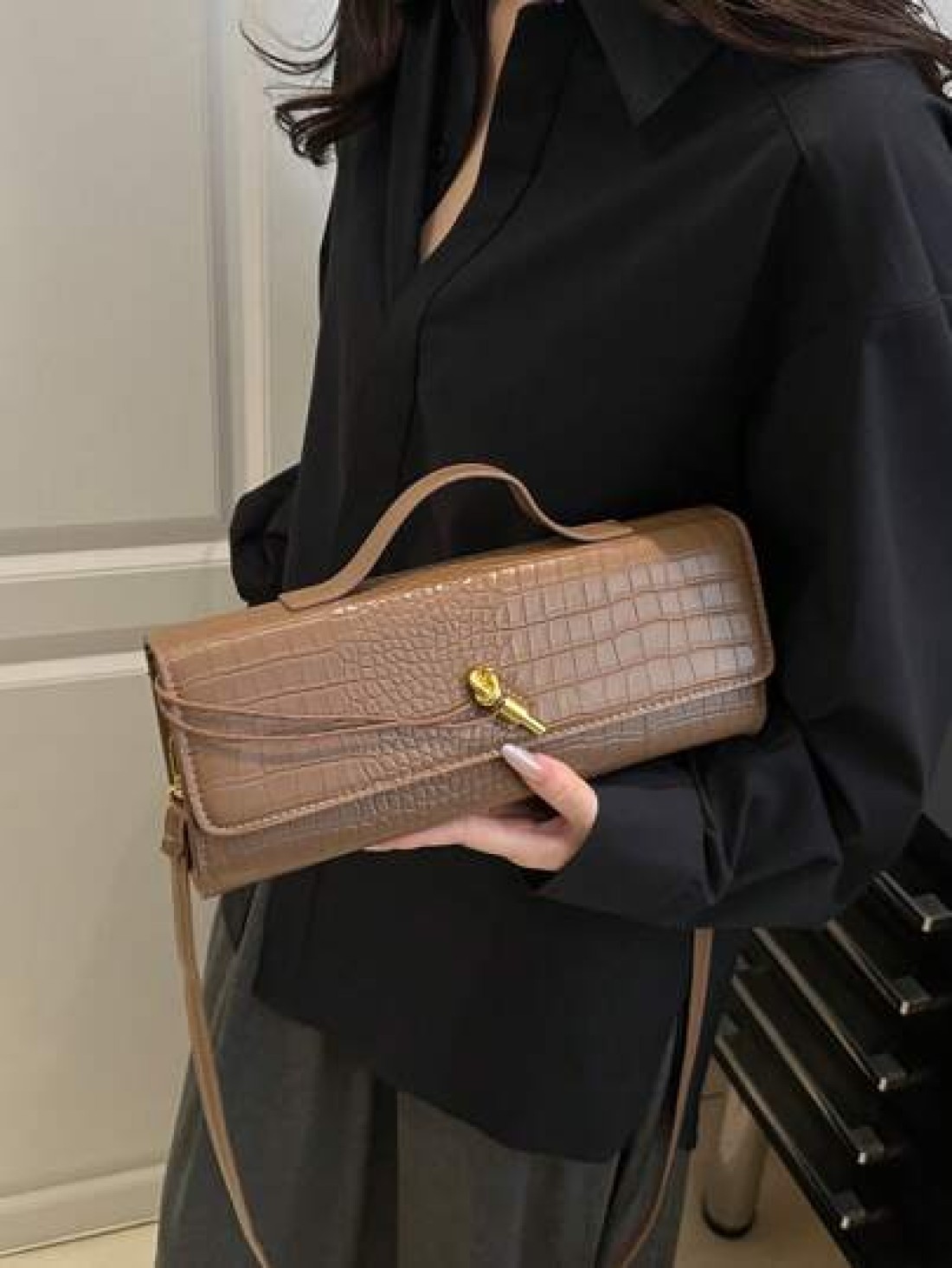 1 Pc Fashion Classic Versatile Daily Commuting Style Solid Color Crocodile Pattern PU Leather Long Strip Flip Style Women s Handbag Suitable For Daily Commuting Daily Clothing Matching And Giving Gift