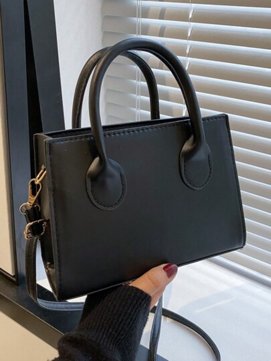 Women s Stylish Small Square Bag With Stone Texture Double Handles Embossed Crocodile Pattern Adjustable Shoulder Strap Suitable For Leisure Travel Shopping Lightweight Business Casual Style For Teen