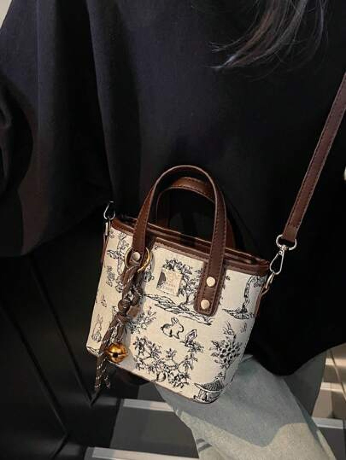 New Chinese Style Embroidered Small Handbag For Women 2025 New Fashion Shoulder Bucket Bag Stylish Spring Summer Versatile Crossbody Bag Best Mothers Day Gifts Women