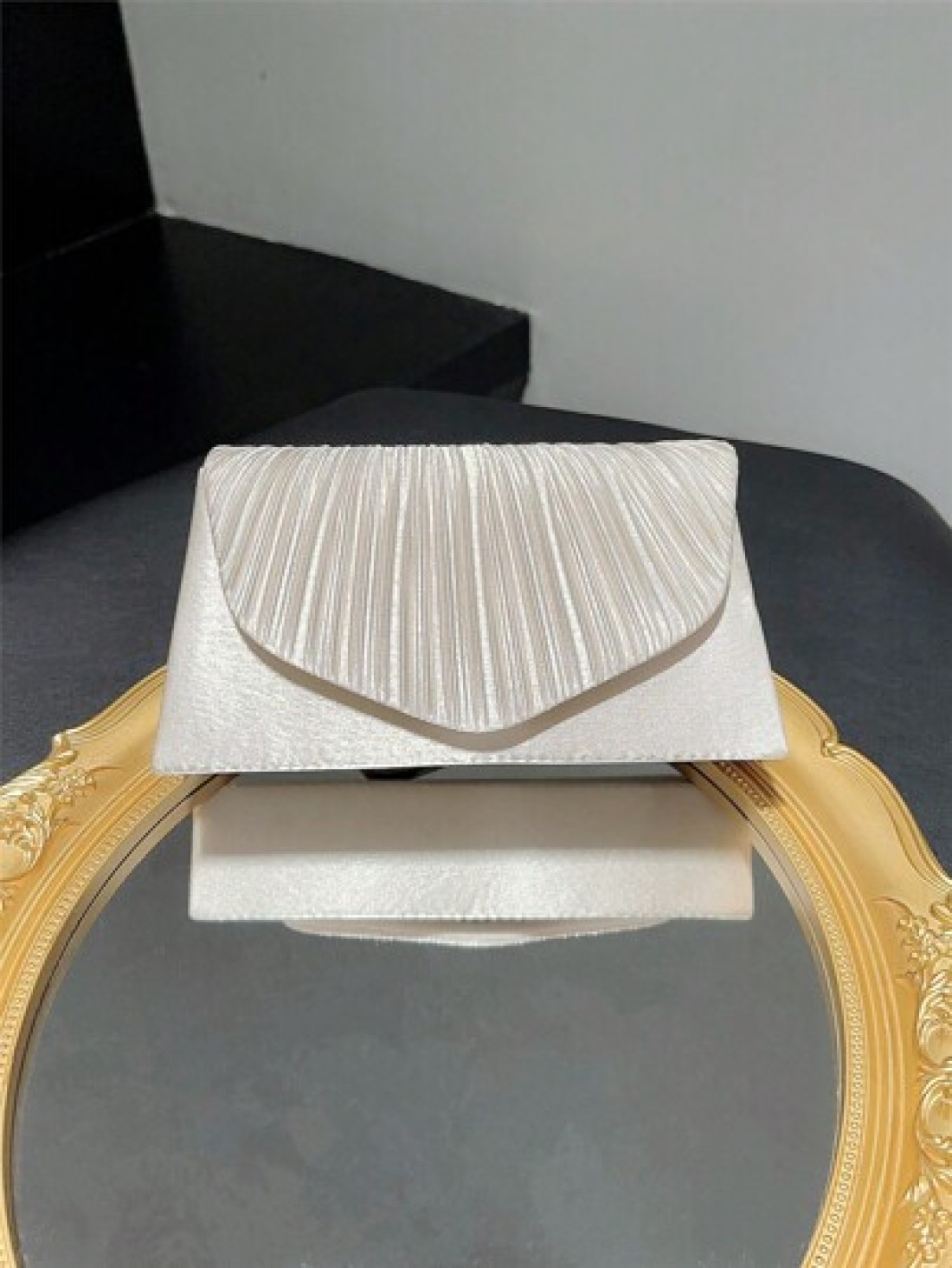 Women Classic And Elegant Pleated Design Clutch Bag With Flap Perfect For Formal Parties Romantic Weddings Dances And Evening Events Can Be Used As Handbag Envelope Bag Or Chain Bag Fits With Evening
