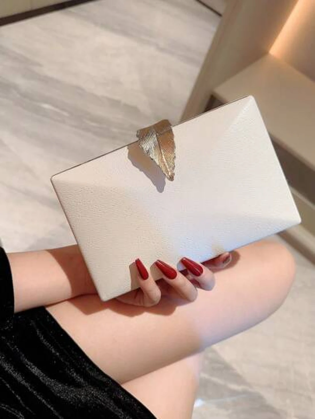 Moonlit EveBag Women s Fashion Metal Box Shaped Evening Clutch With Sparkling Leaf Buckle Party Handbag Chain Bag Bridal Bag For Wedding And Dance Party Valentines