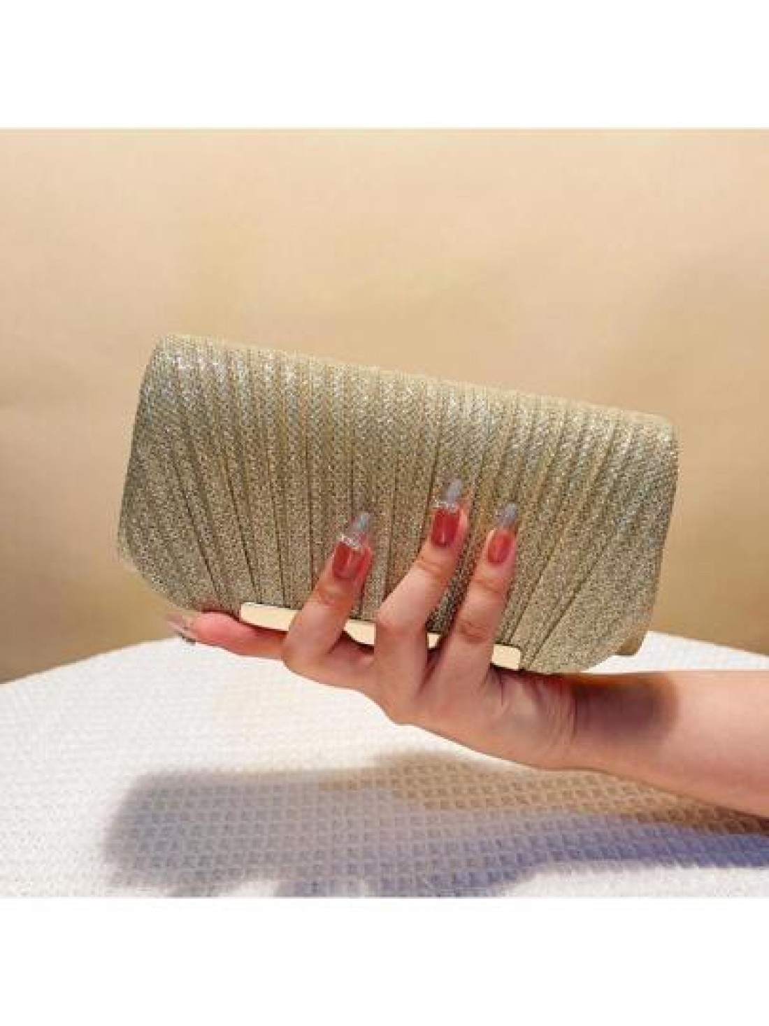 Women s Fashionable Elegant Pleated Clutch Bag Formal Party Evening Bag With Chain Shoulder Strap