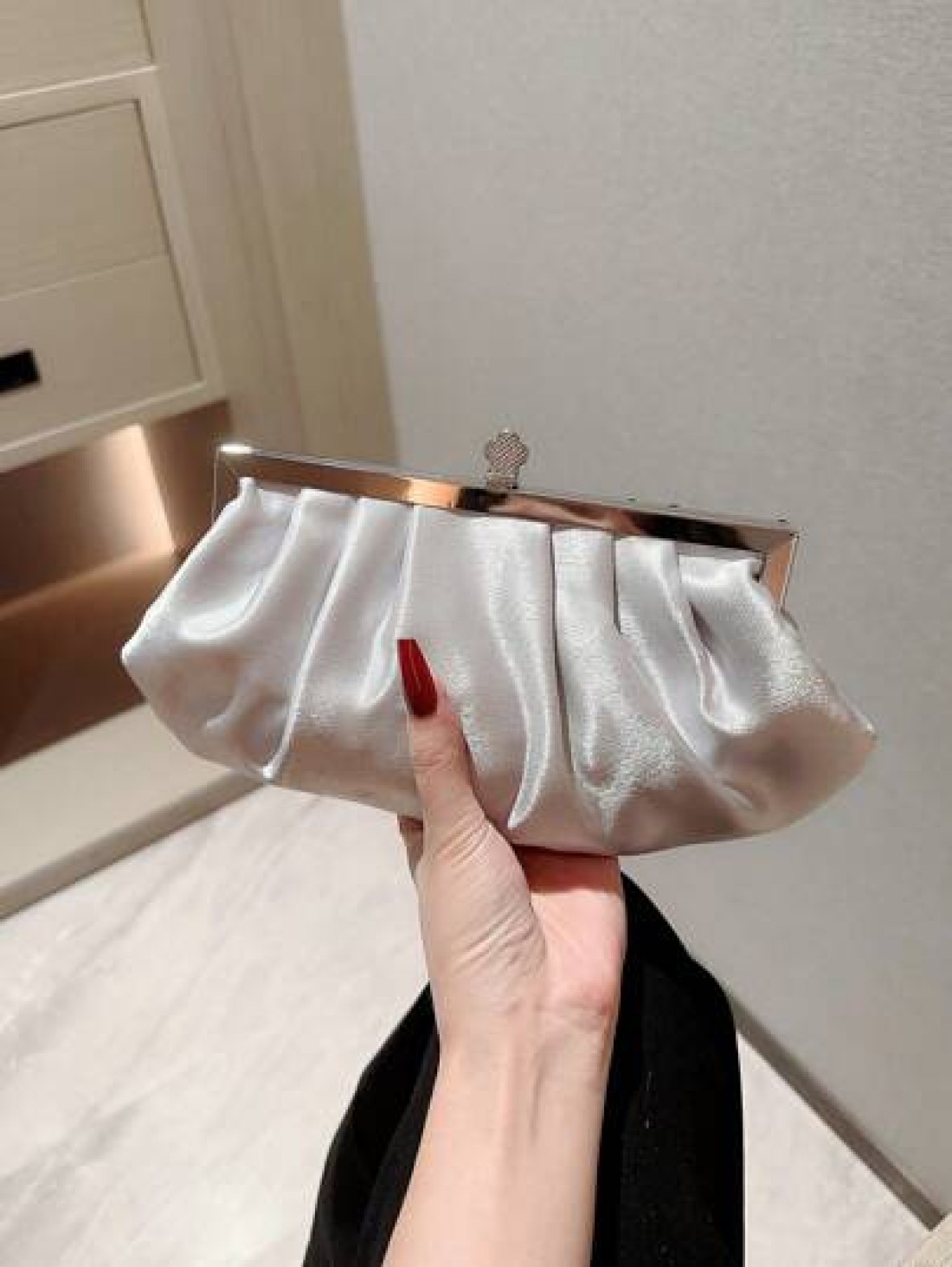 Moonlit EveBag Women s Exquisite Satin Evening Clutch Bag With Rhinestone Decoration Party Dress Bag Prom Bag Evening Bag Chain Handbag Royal Blue